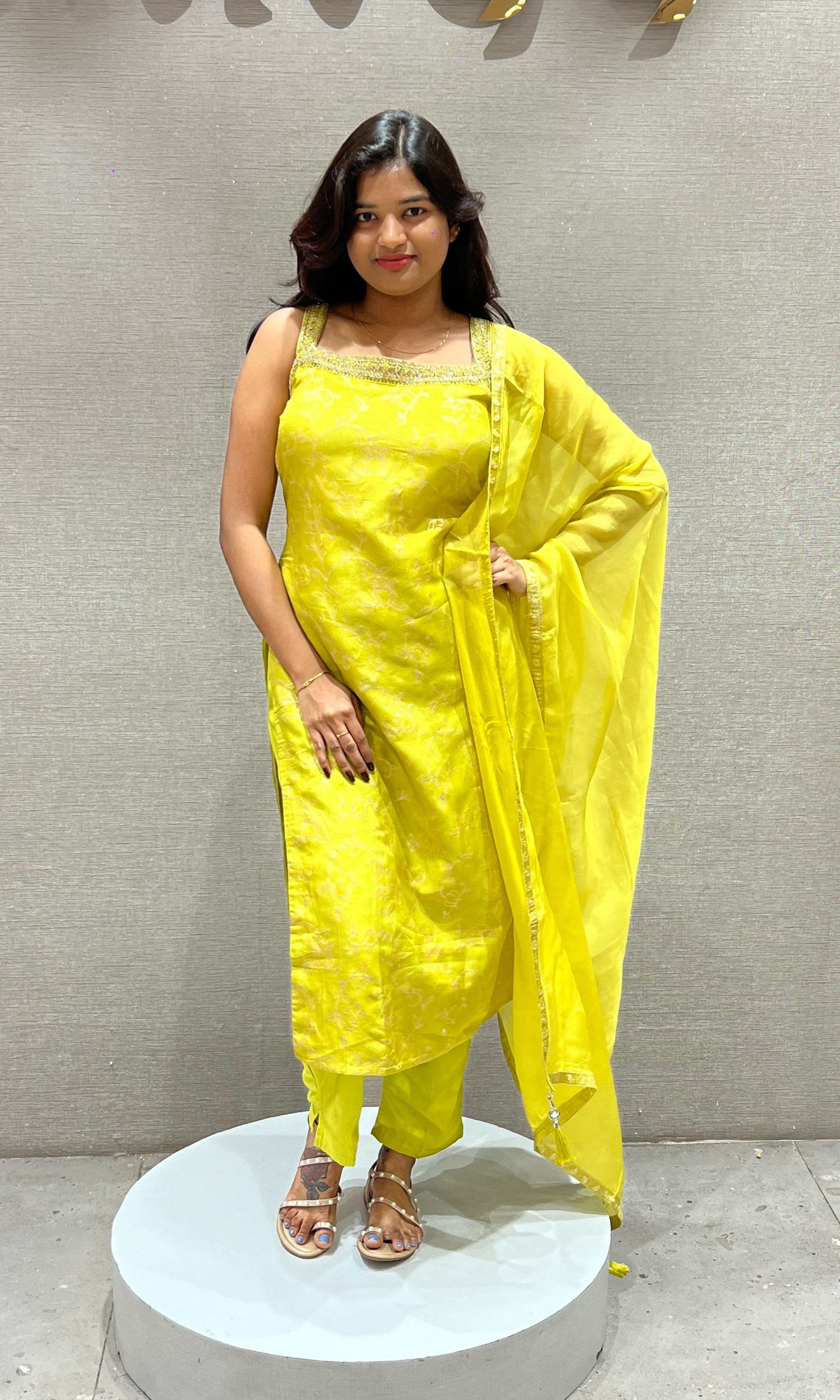 Lime Glow kurta set with dupatta