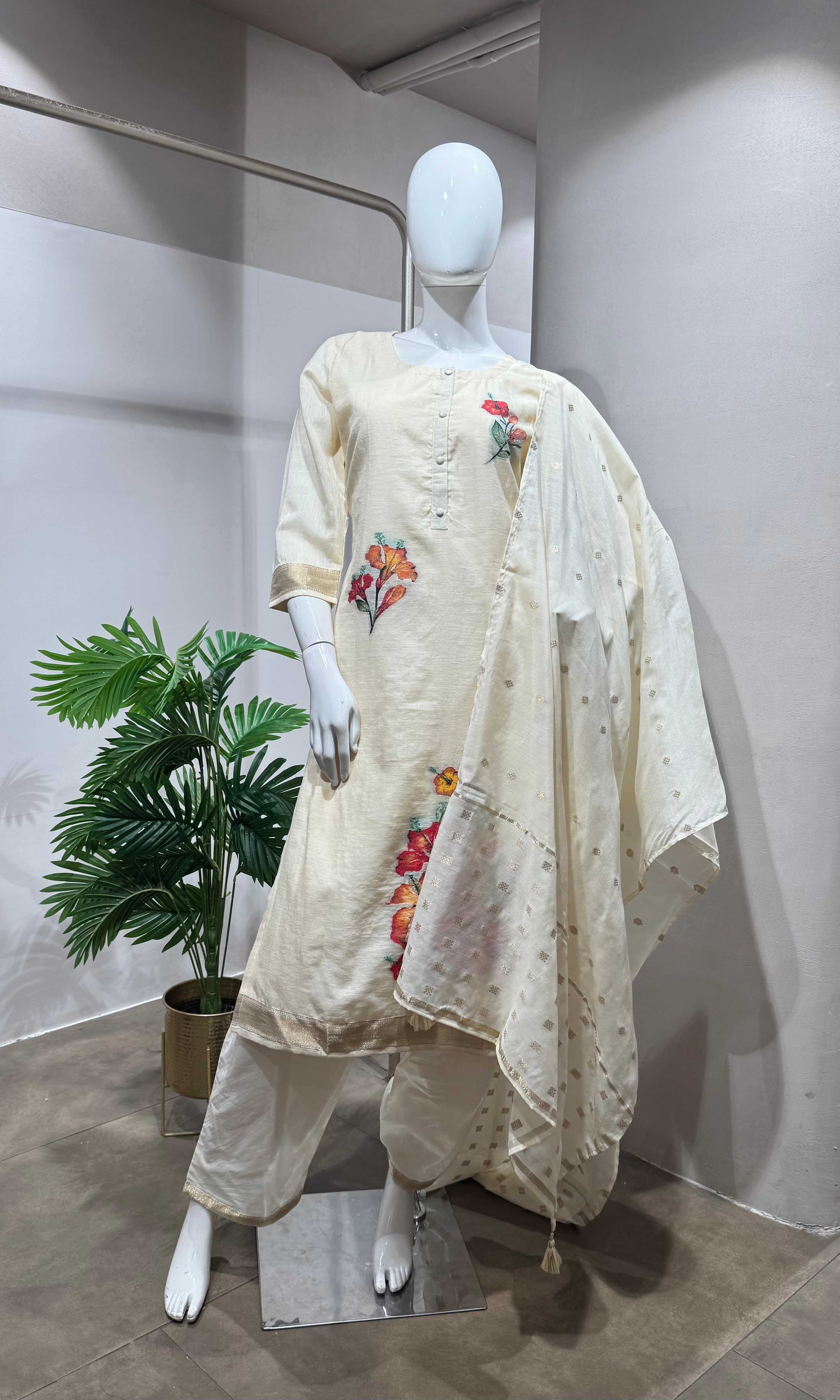Cream floral embroidered kurta set