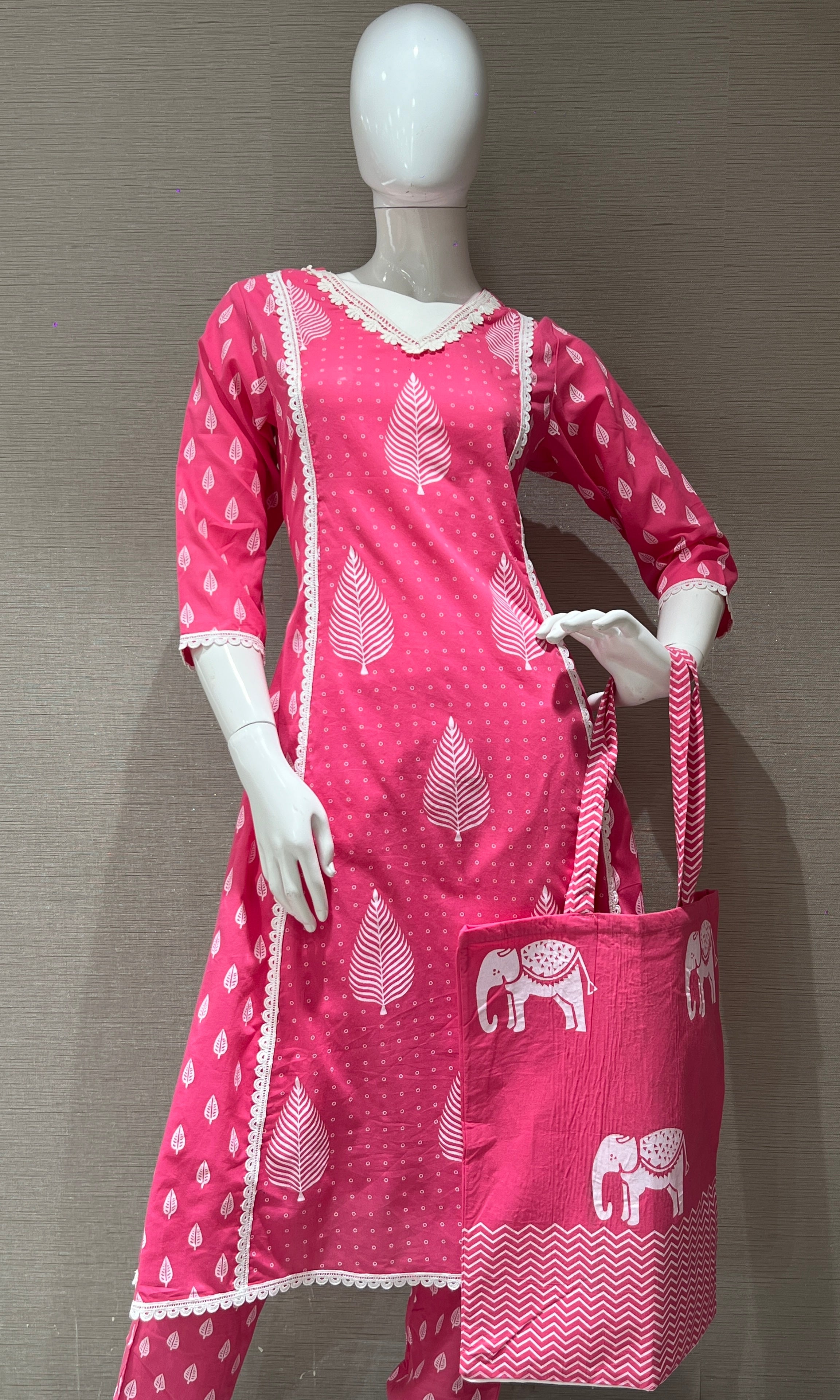 Pink kurta set with bag 3223