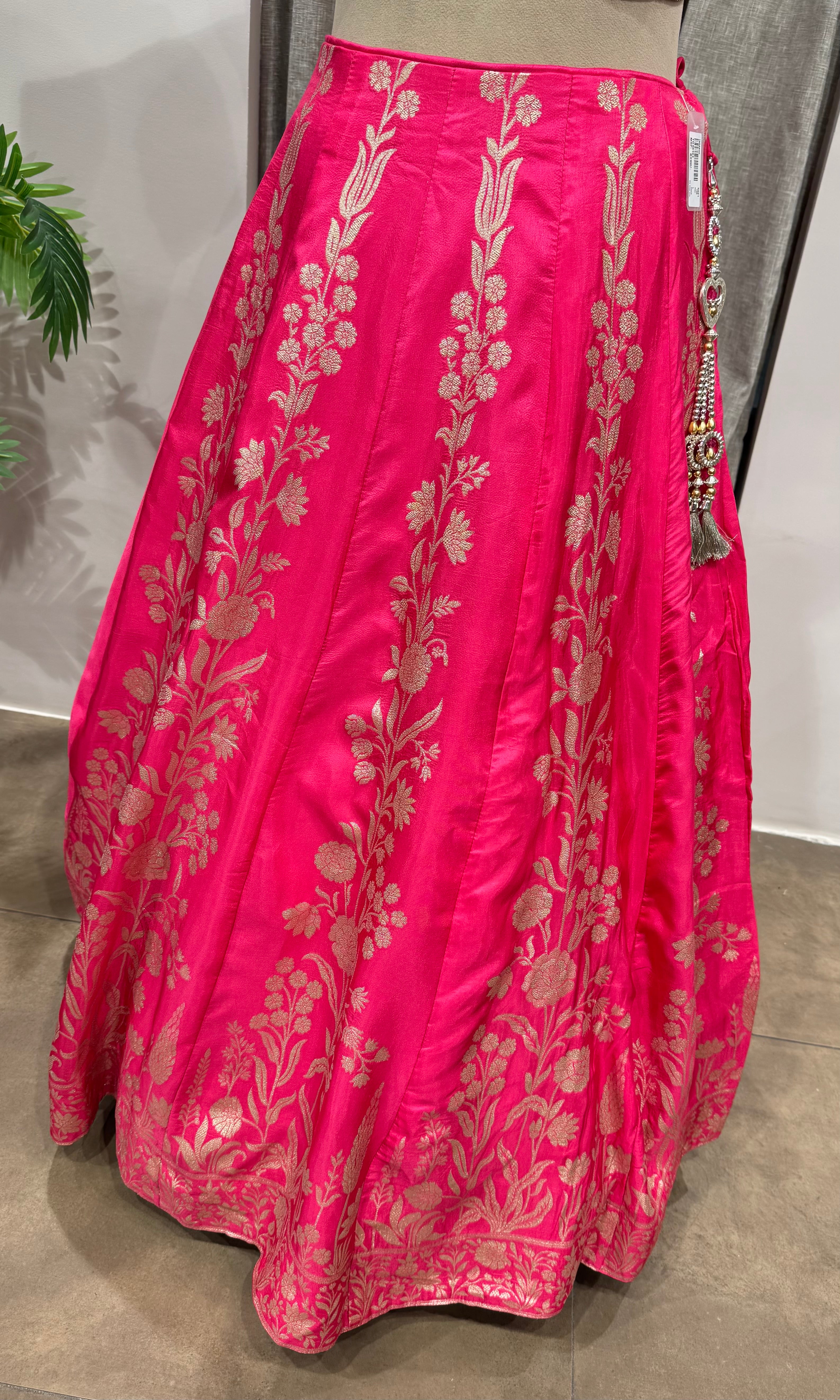 RANI PINK EMBROIDERED BANARASI lehenga