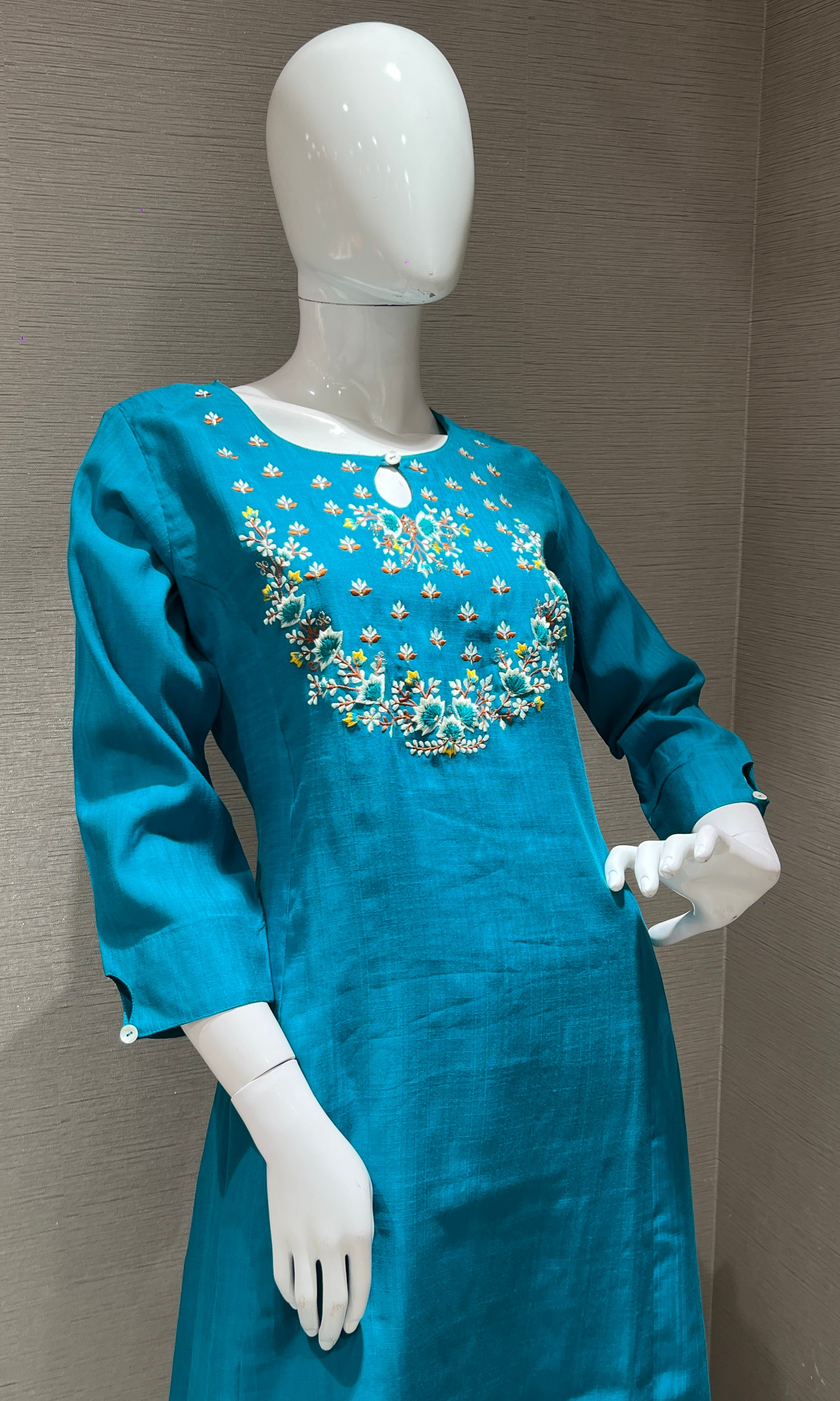 Rama green embroidered kurta set