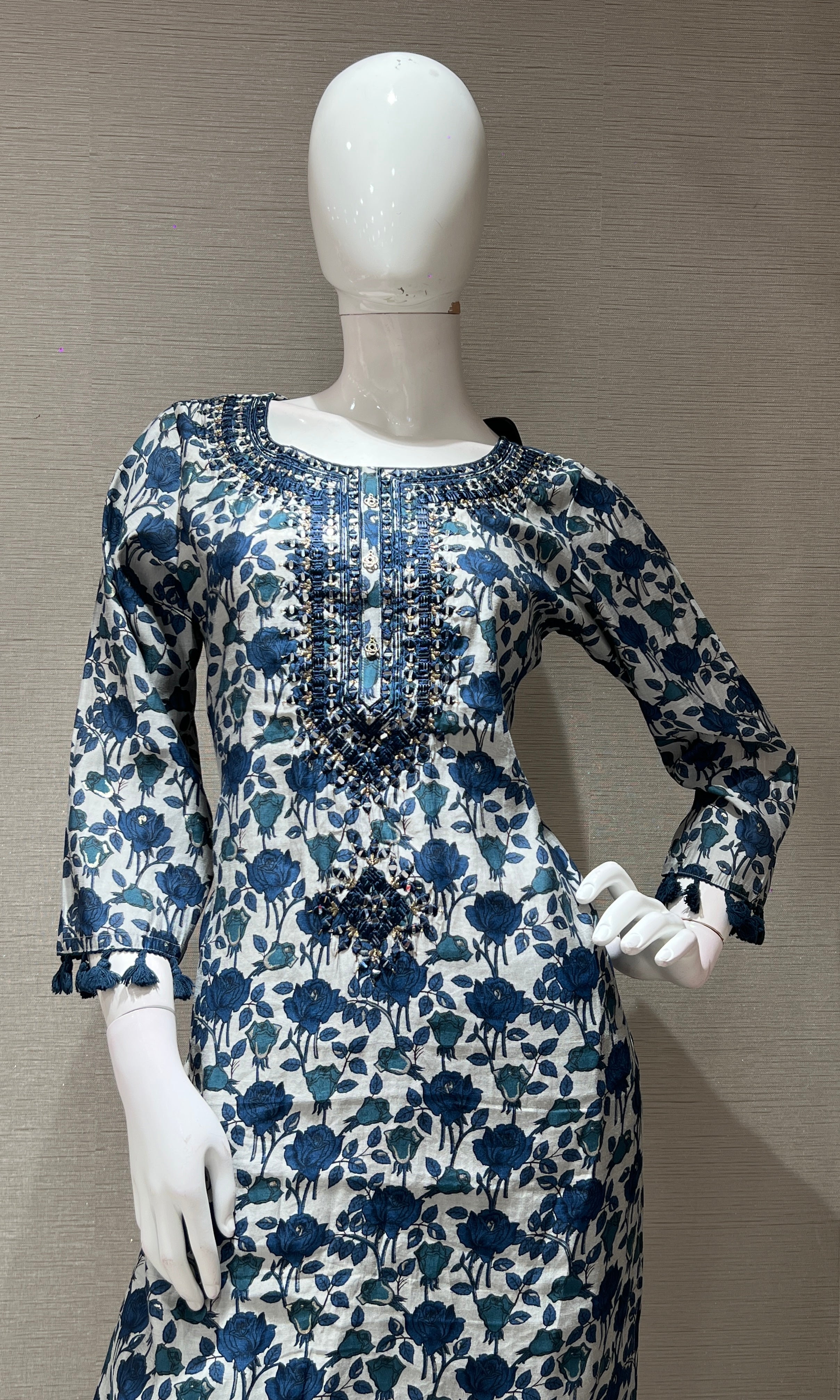 BLUE ETHNIC FLORAL PRINT KURTA SET