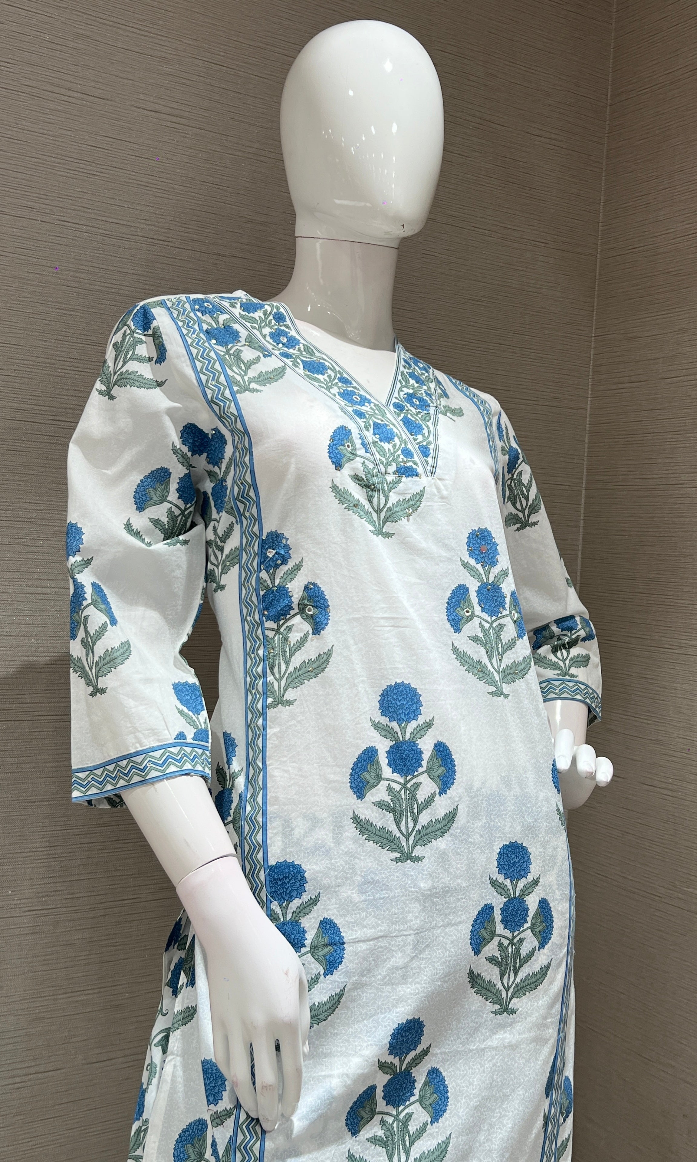 Blue FLORAL PRINT kurta set