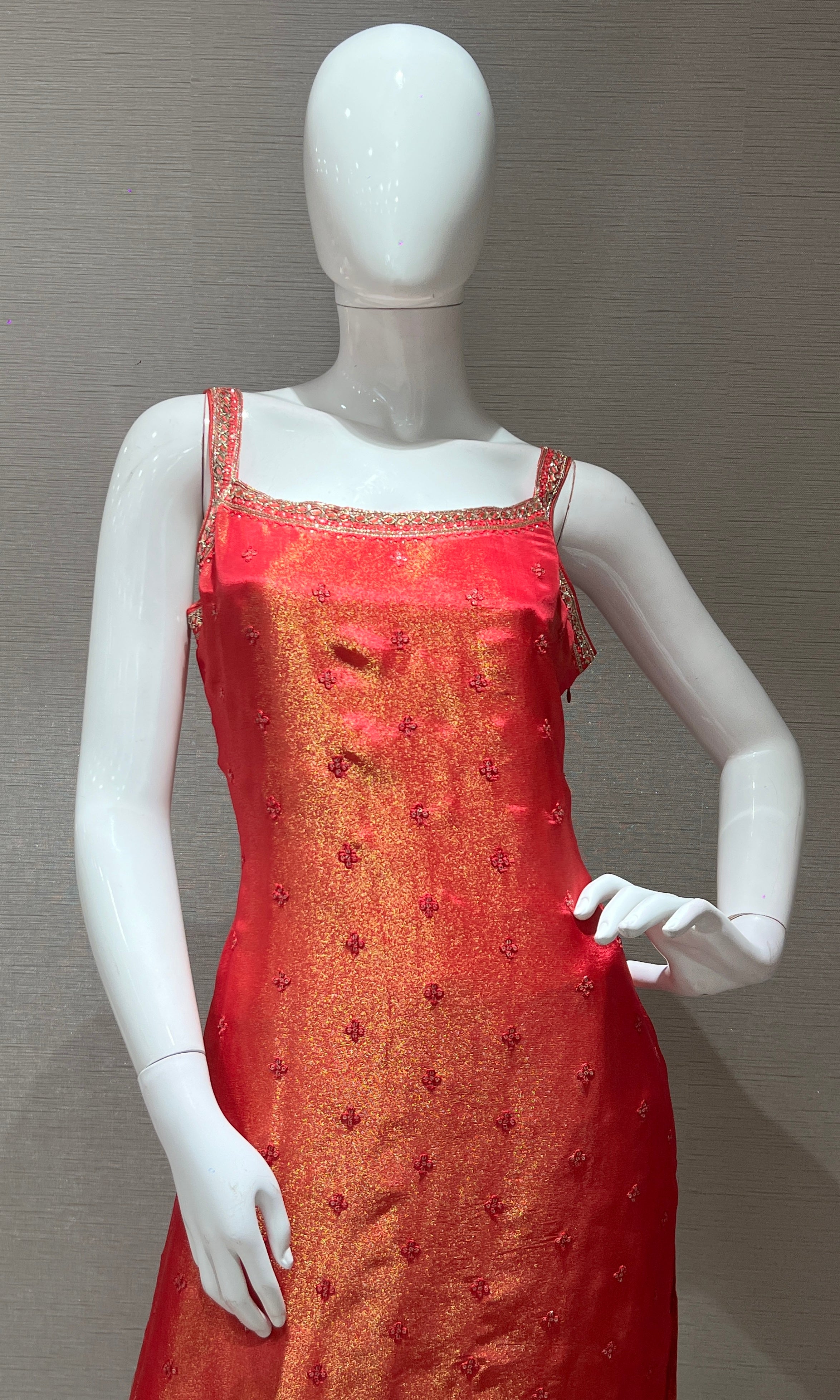 pink and gold Embellished kurta set