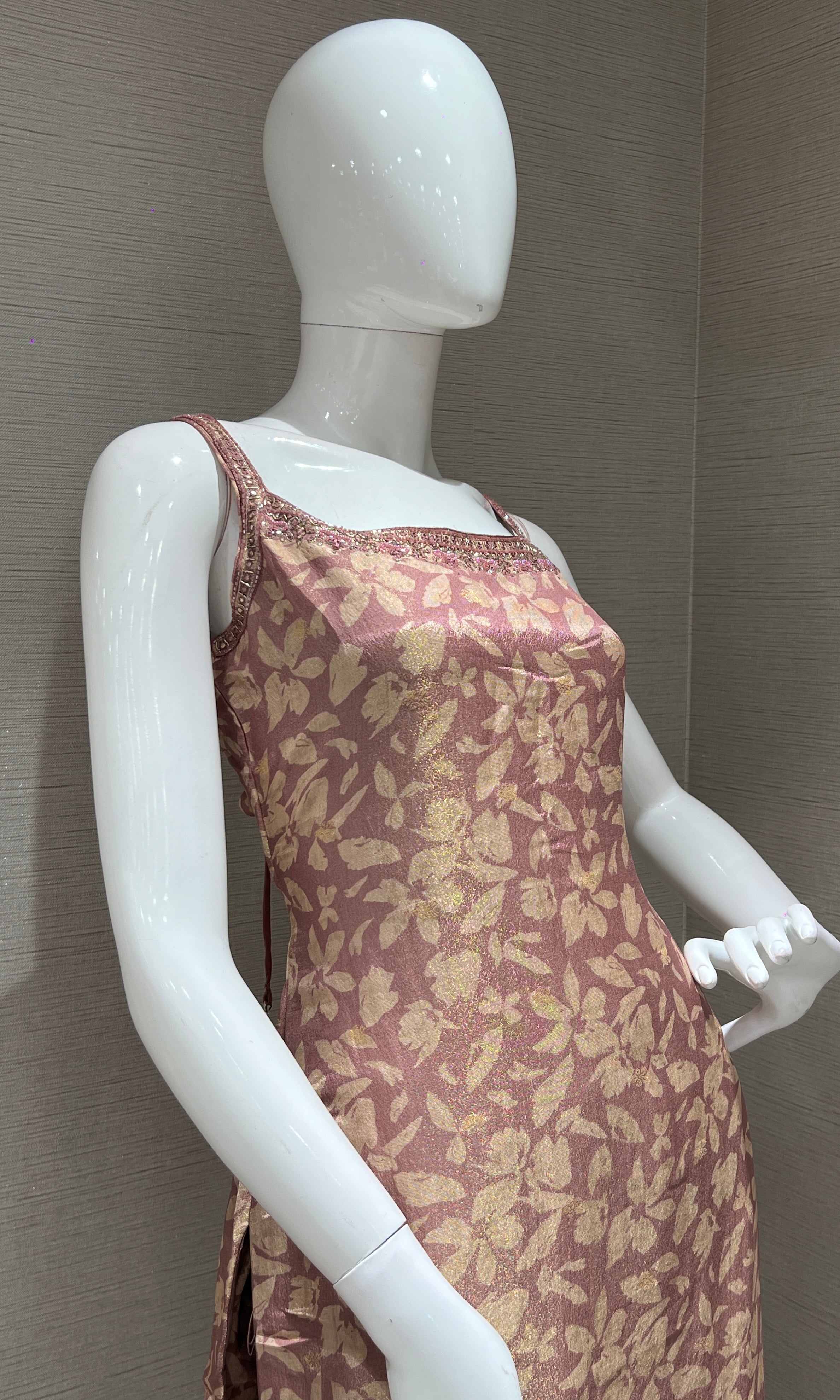 Onion pink floral embroidery kurta set