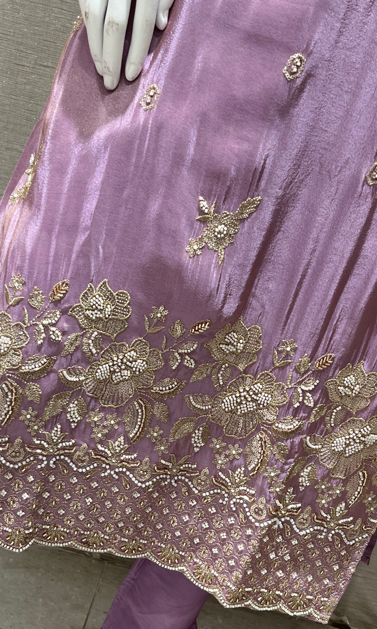 Lilac Embroidered Kurta Set with Sheen Dupatta