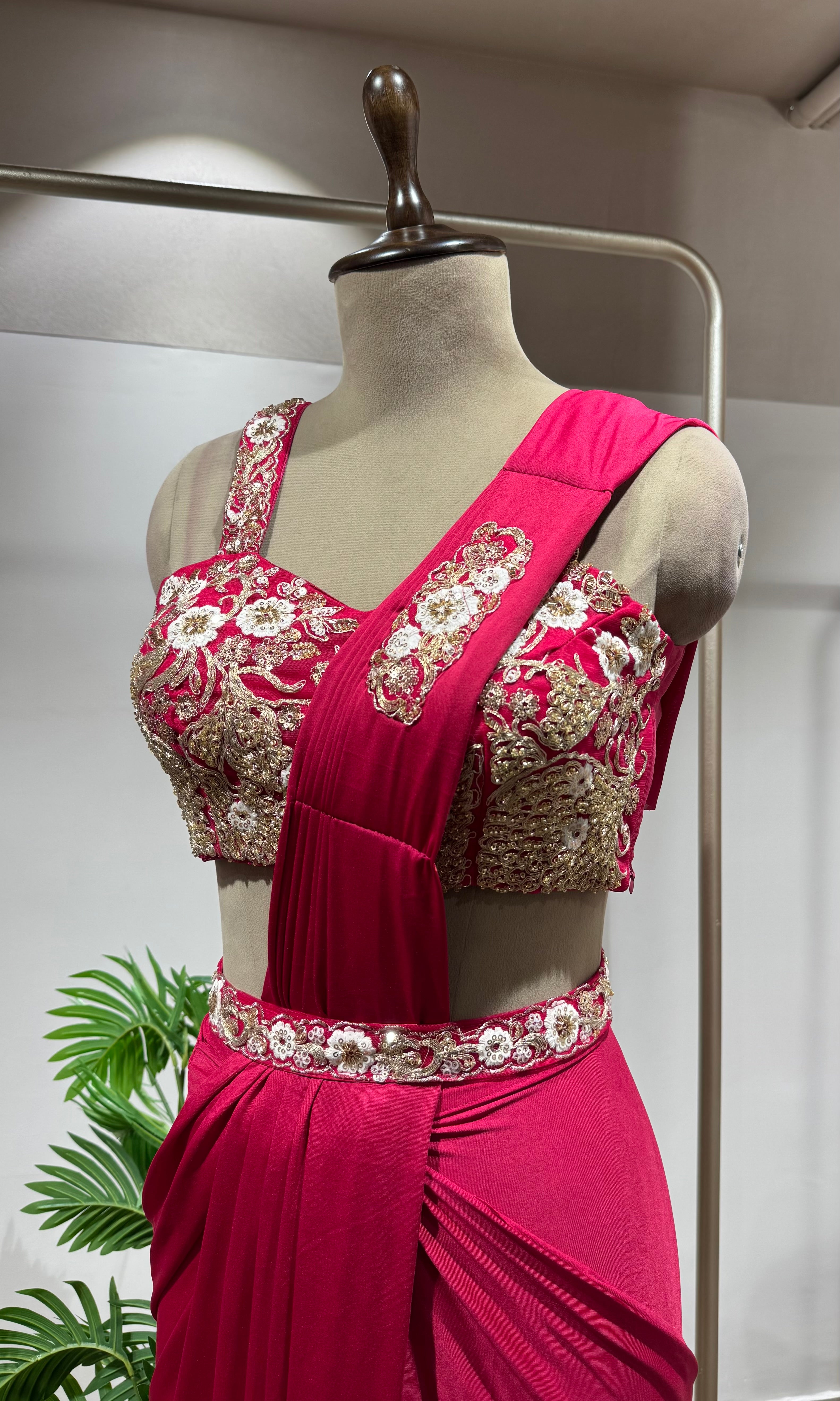 RANI DRAPE SAREE WITH CORSET BLOUSE & BELT