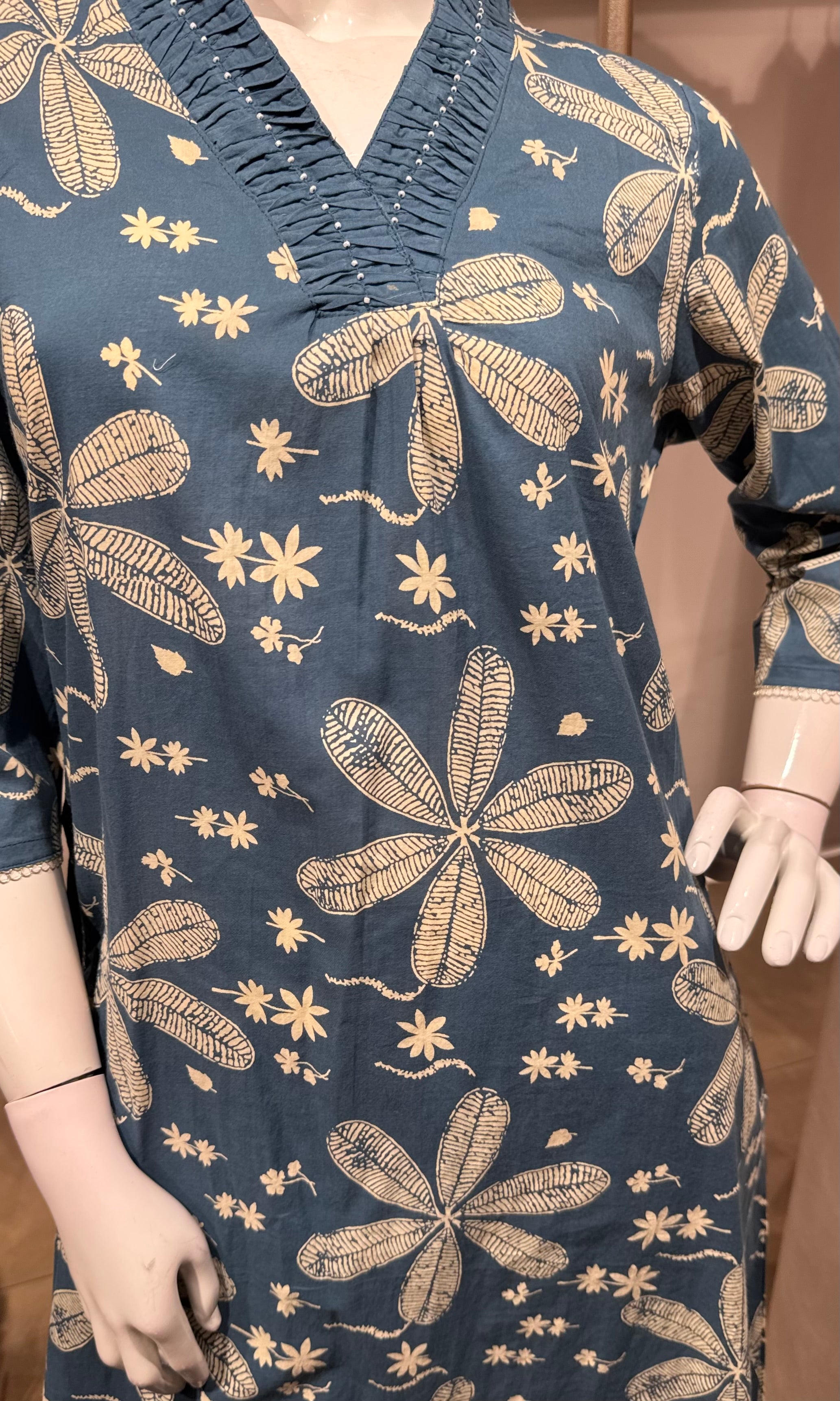 blue floral printed kurta set