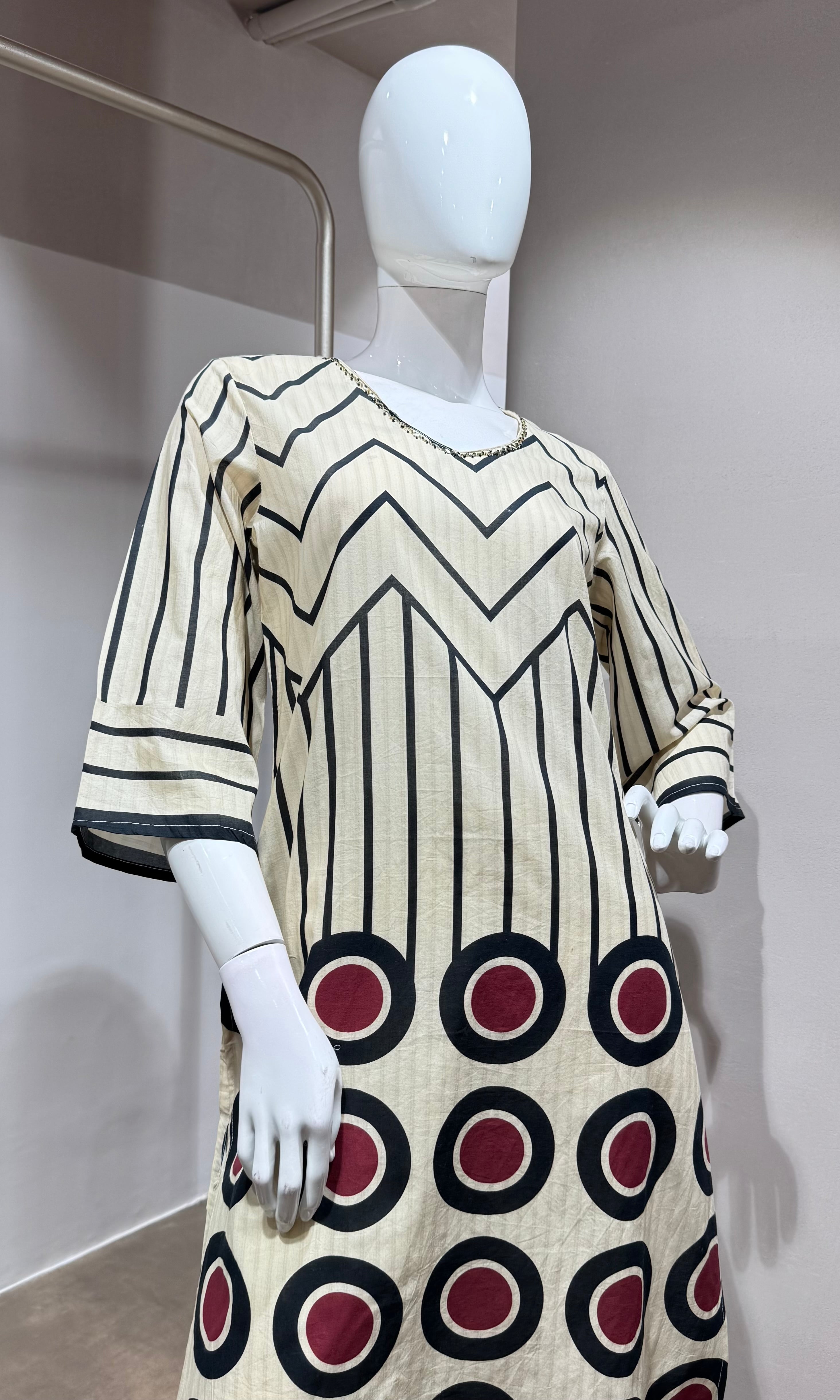 Wine Geometric digital pattern kurti with pants