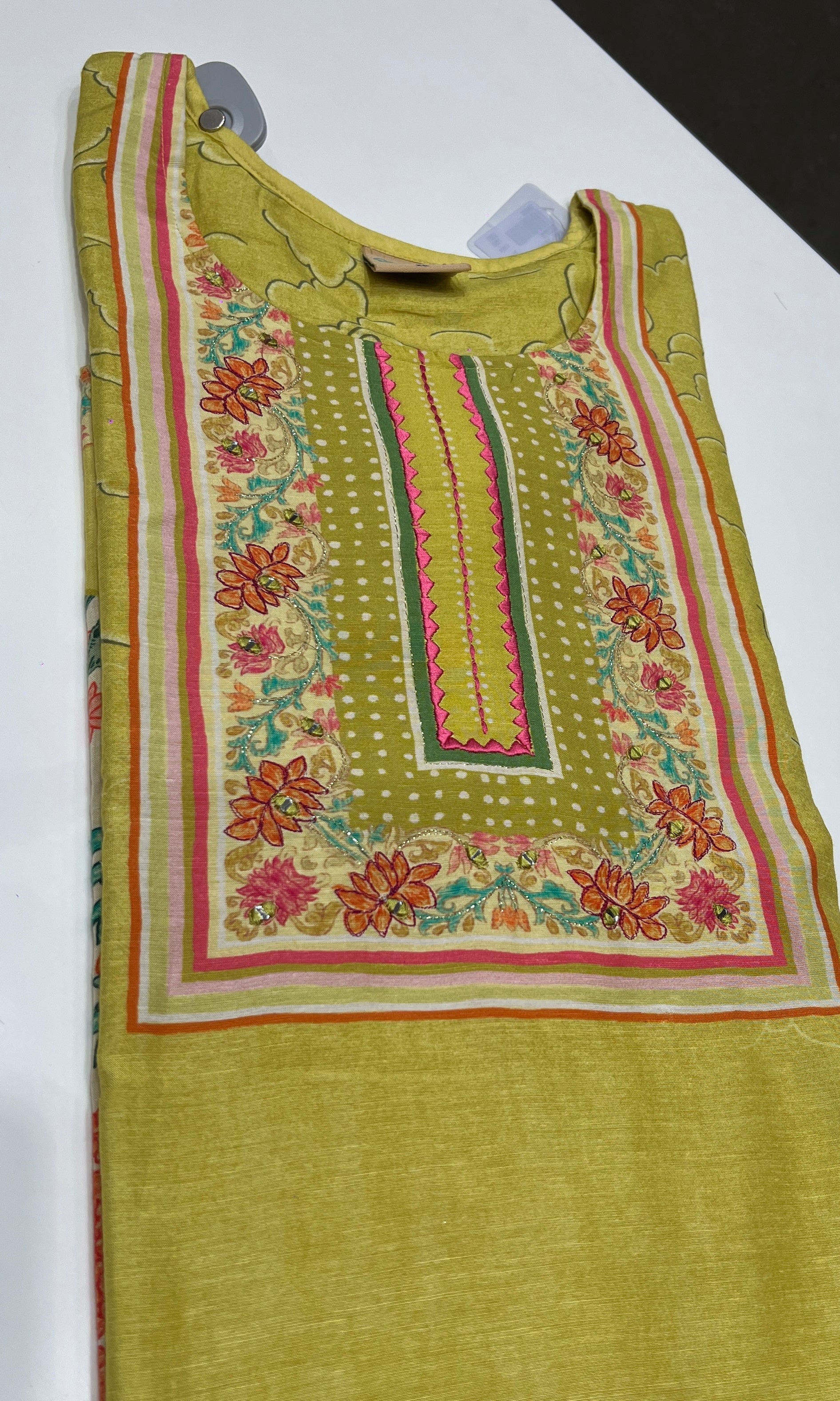 Mehandi green kurta set