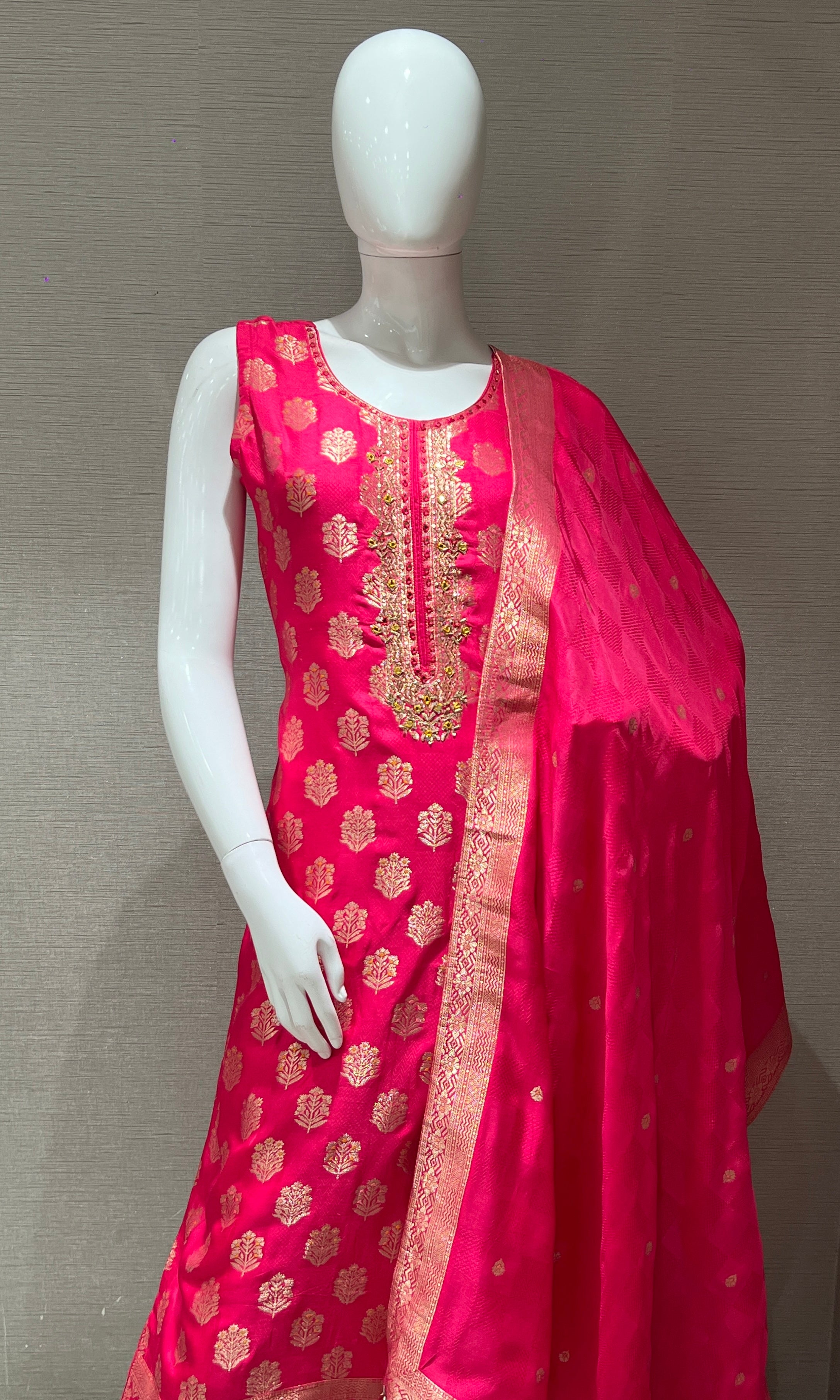 Pink Banarasi Kurta Set with Dupatta