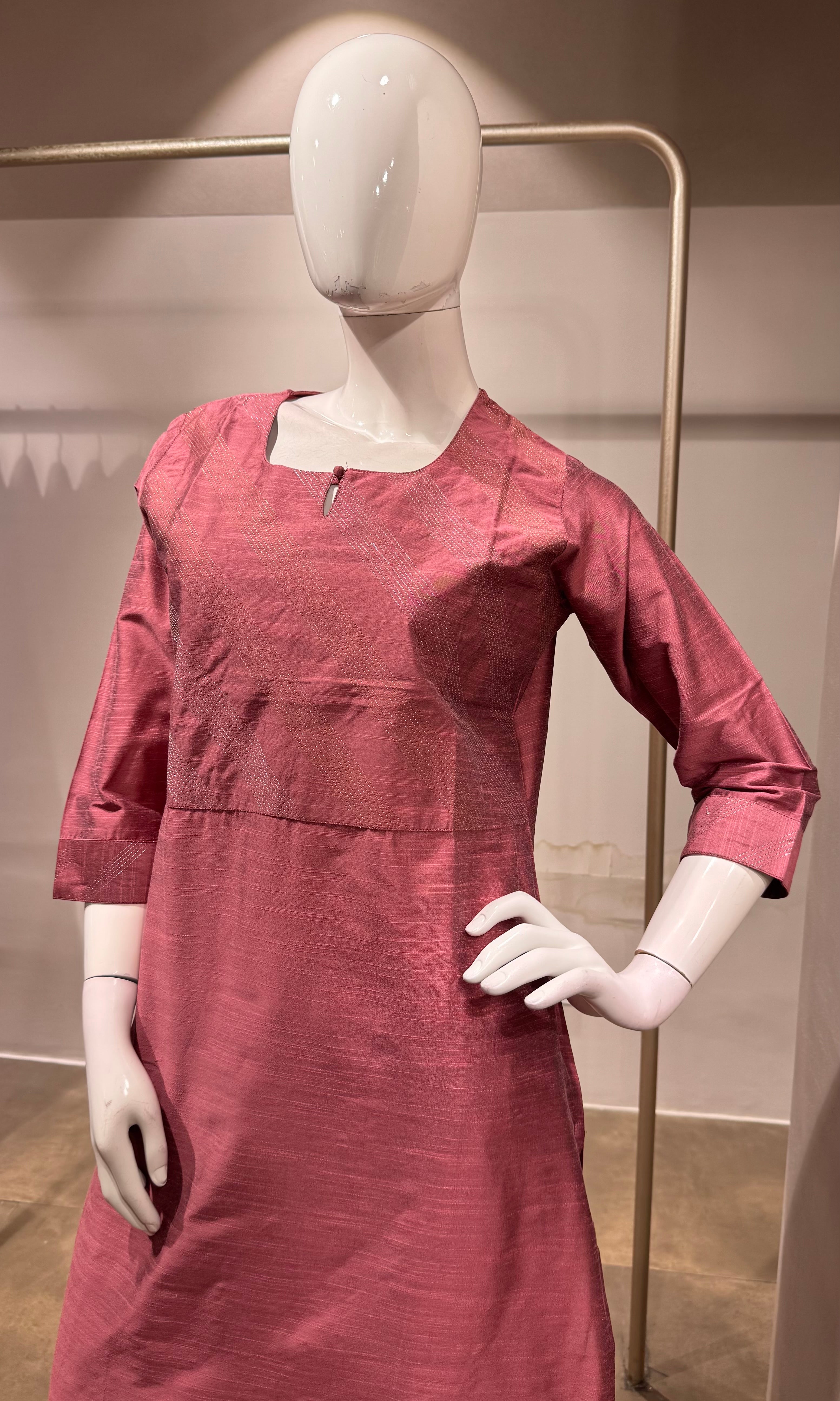 ONION PINK ETHNIC KURTA SET