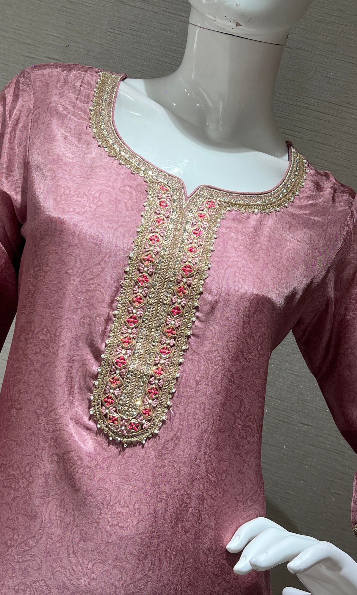 Mauve kurta set with banarasi dupatta