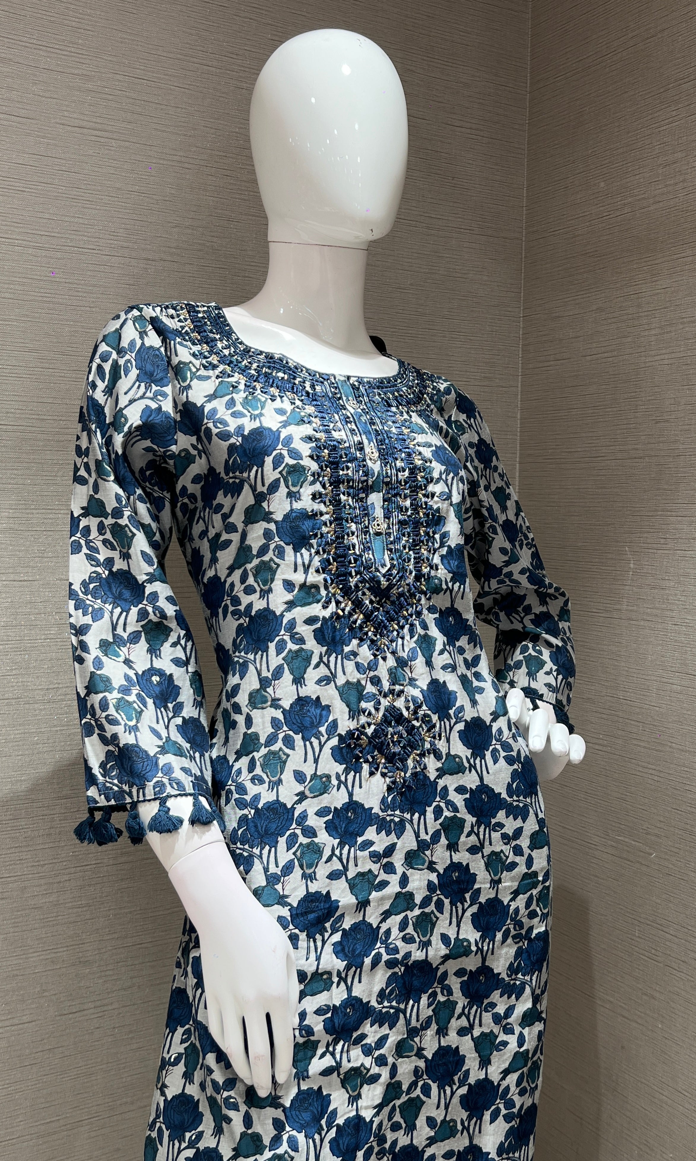 BLUE ETHNIC FLORAL PRINT KURTA SET