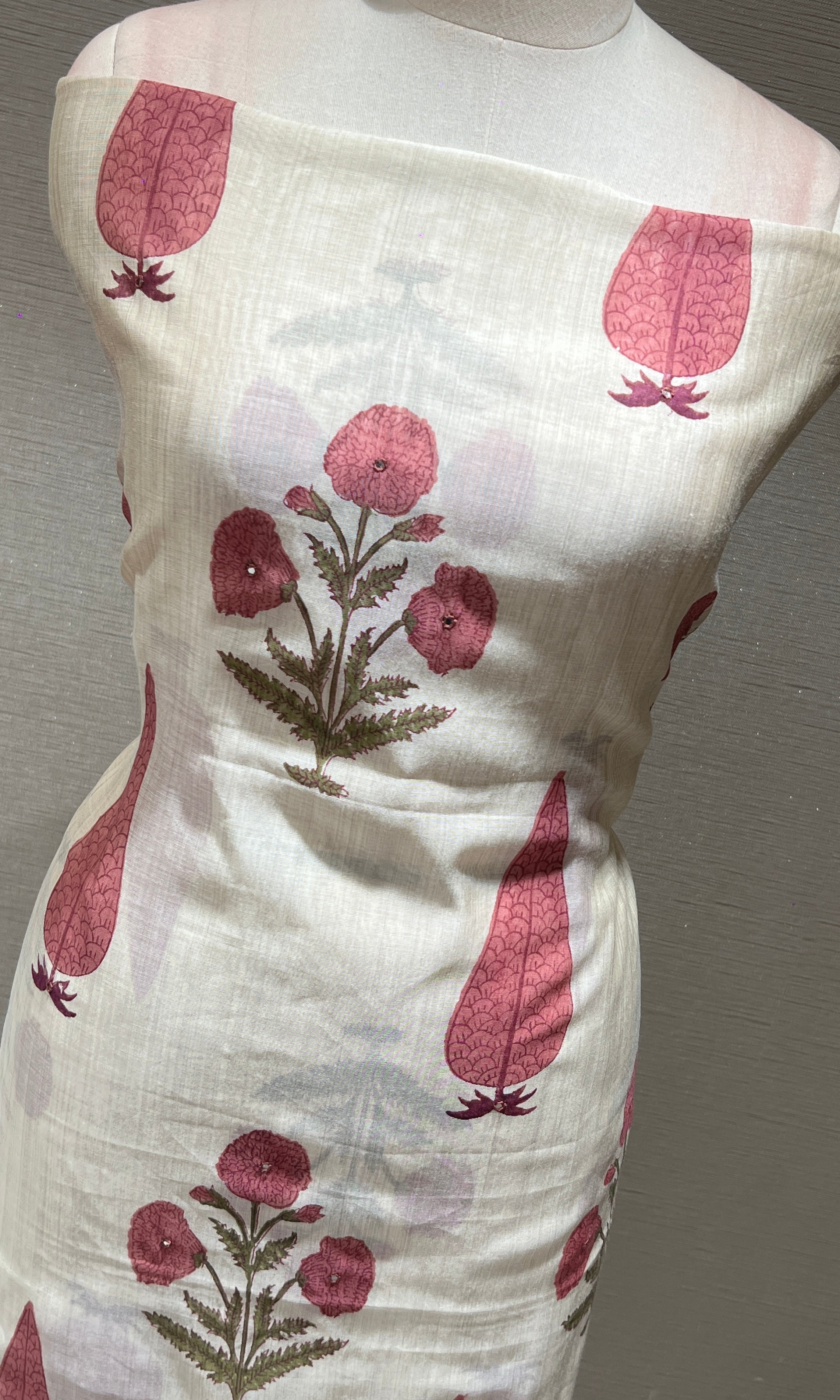 PINK AND WHITE FLORAL PRINT DRESS MATERIAL