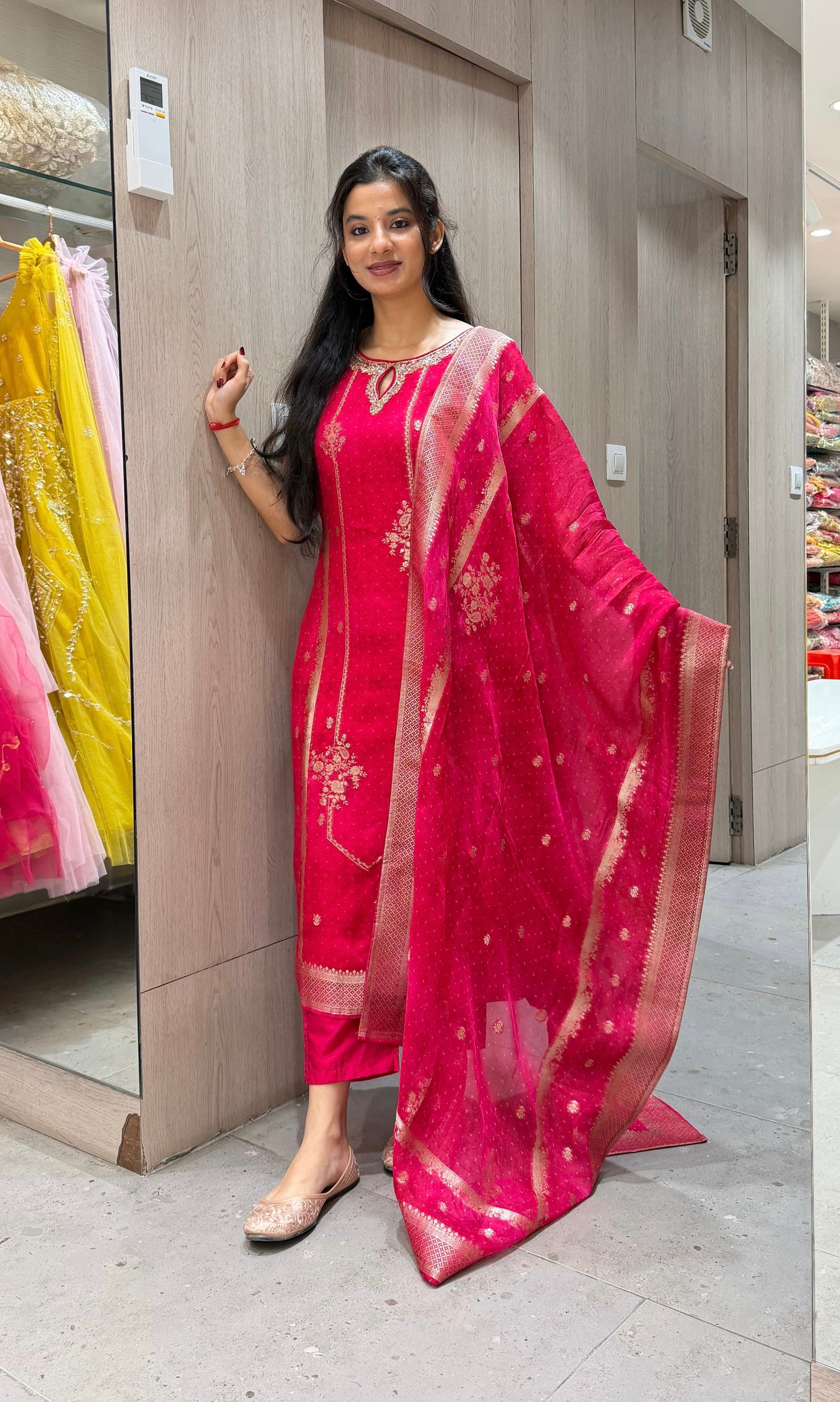 Rani pink GOLDEN ETHINC kurta set