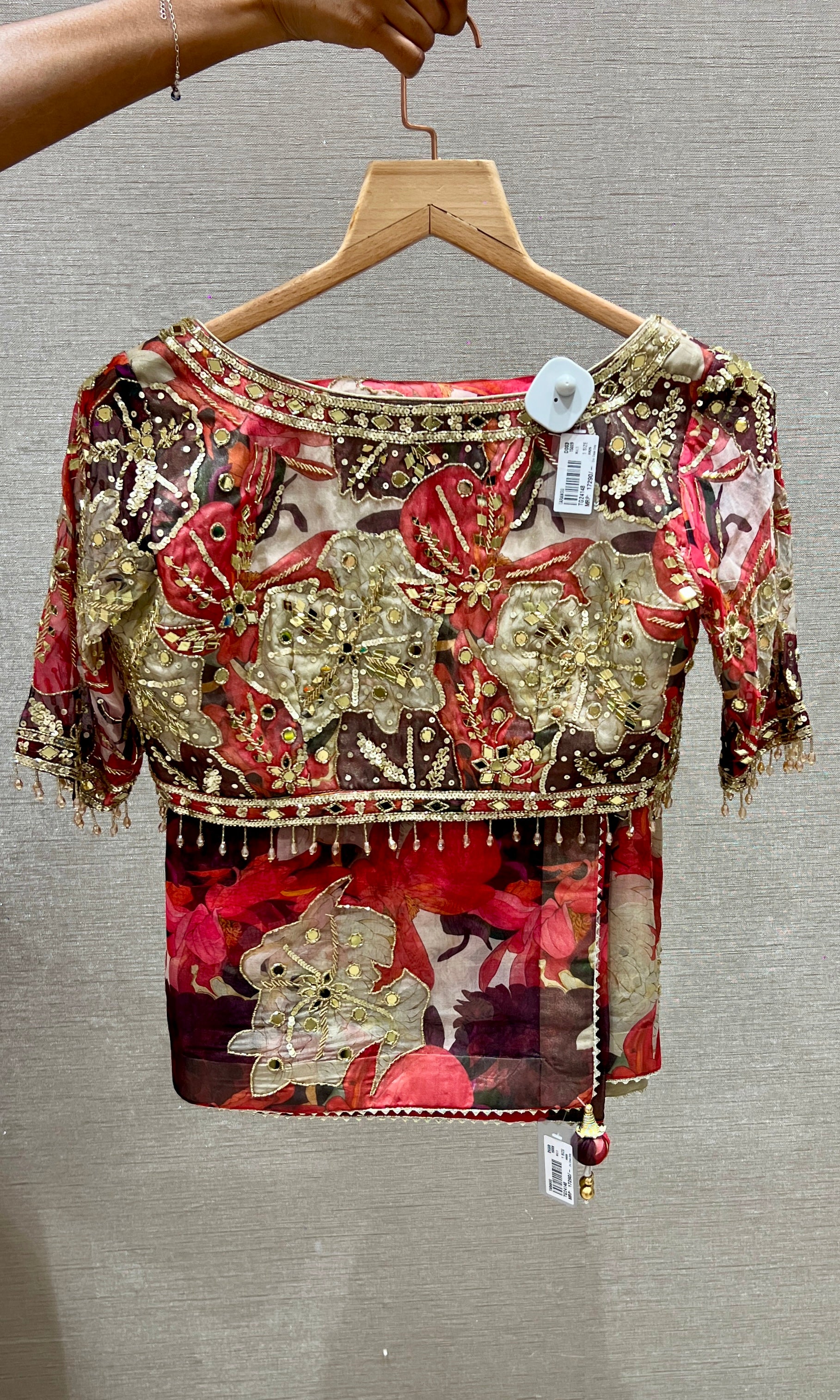 Multi colour floral saree with ready blouse