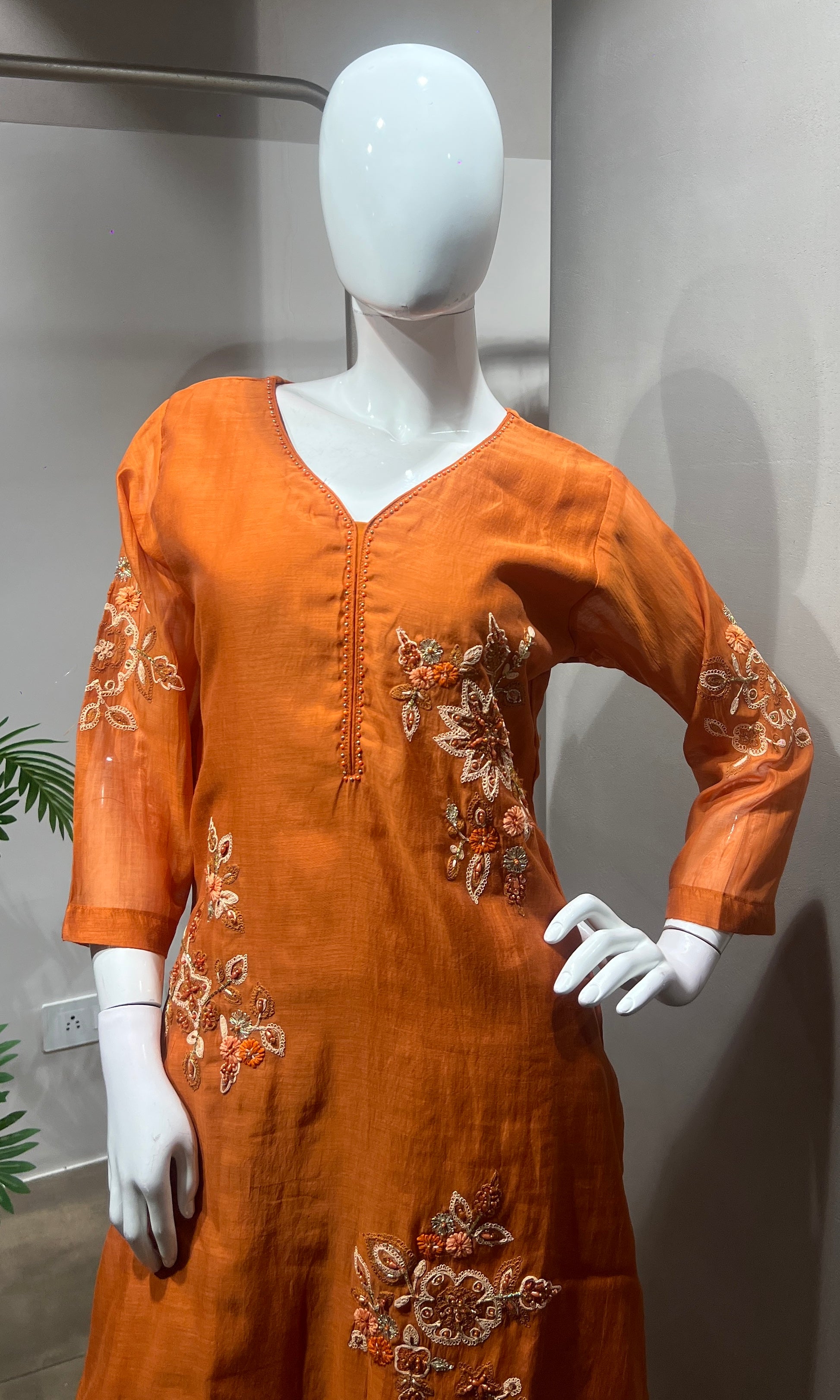 Rust Floral Mul Chanderi Embroidery Suit