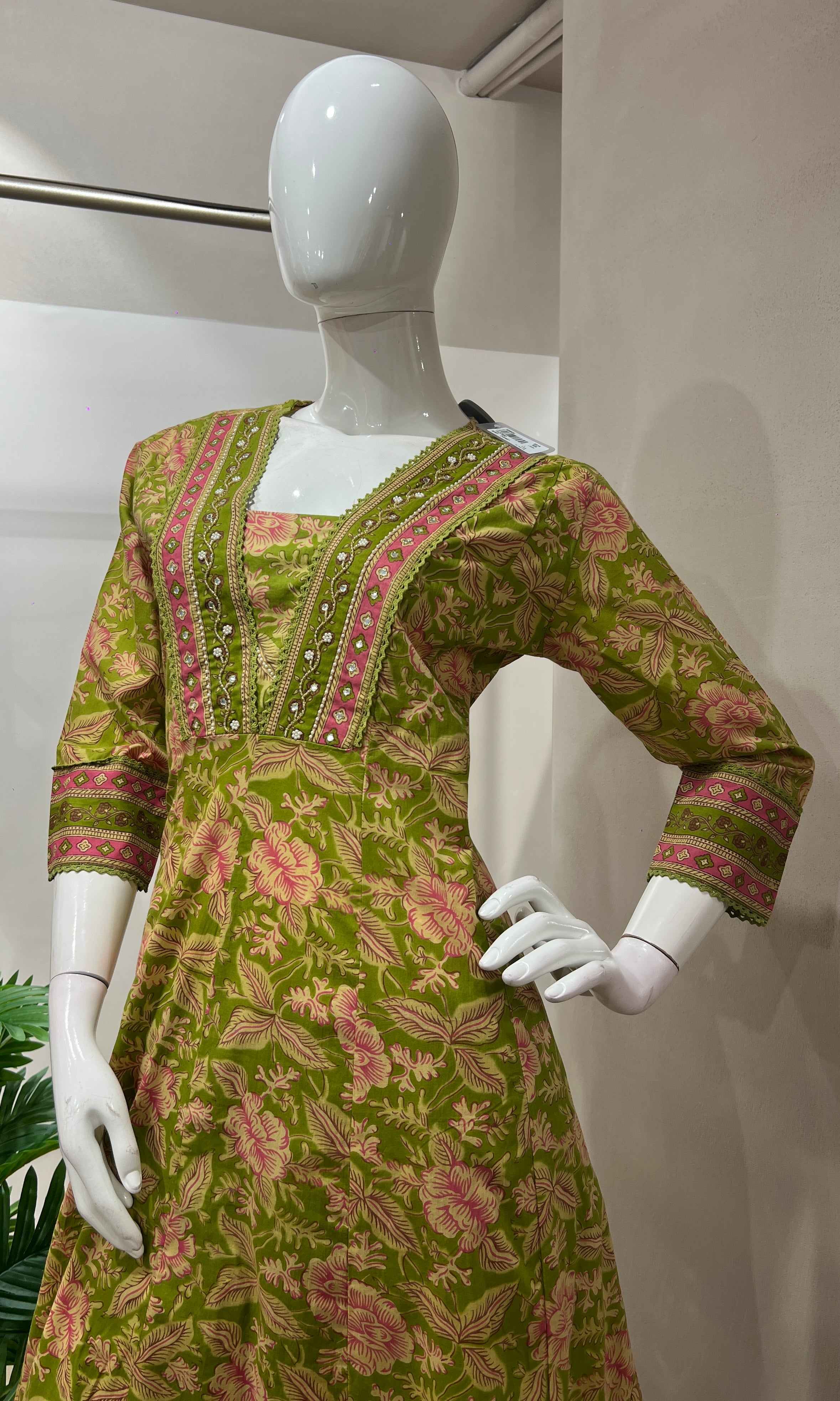 Light green FLORAL kurta set