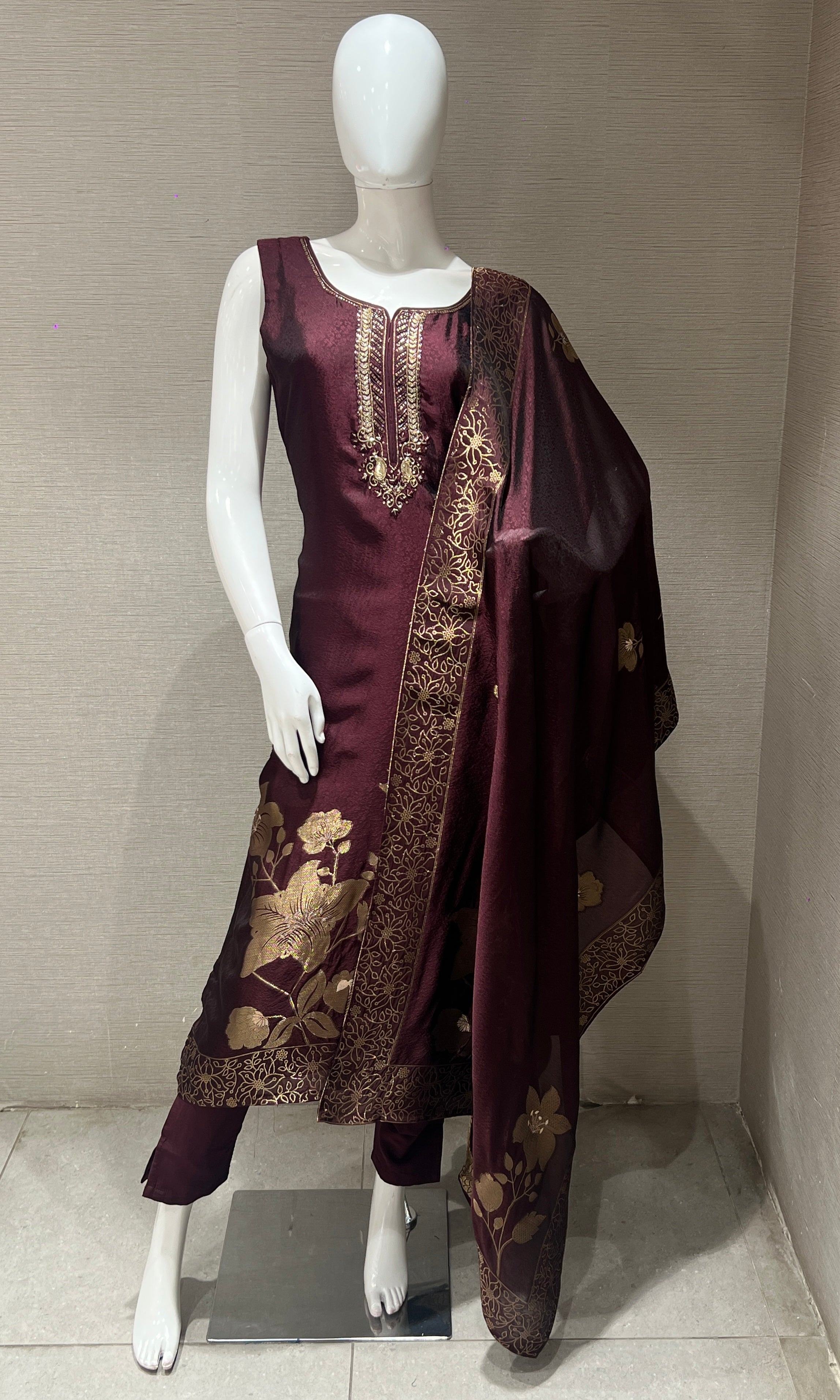 wine floral embroidered kurta set
