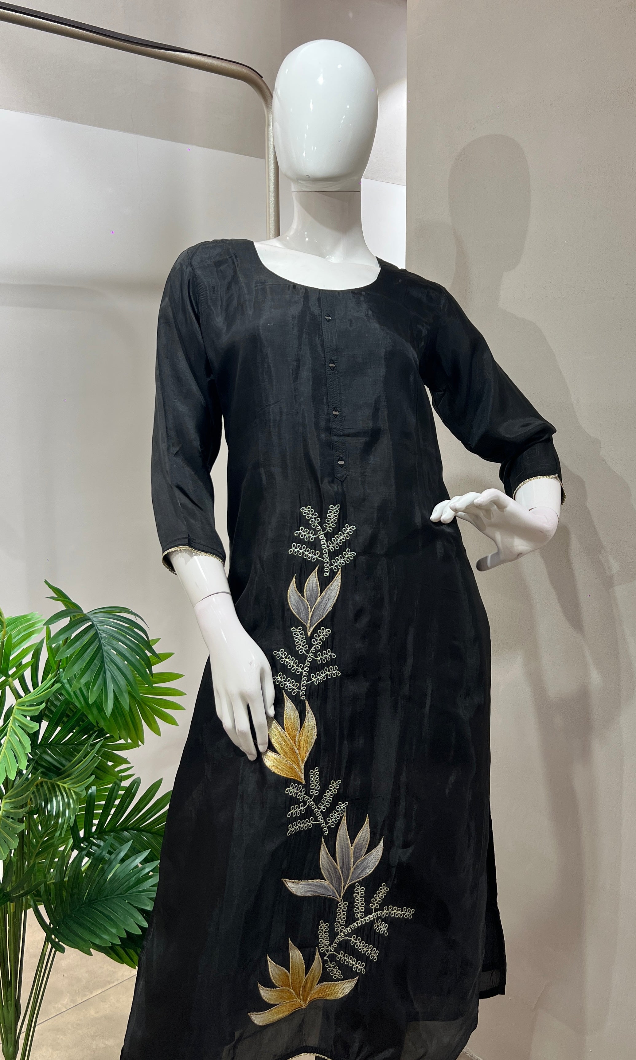 Black ETHNIC FLORAL EMBROIDERED kurta set