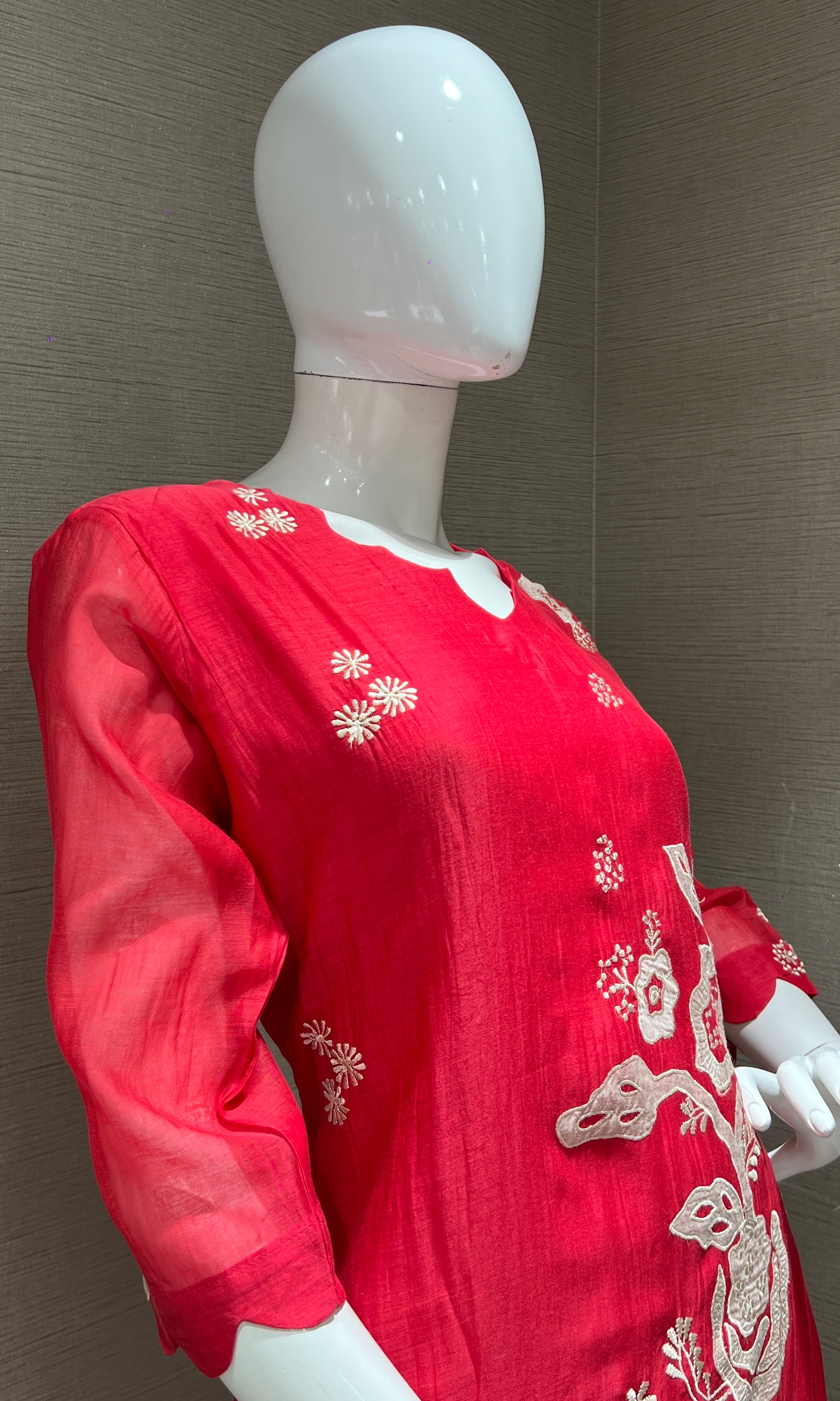 pink and White Floral Kurti Set