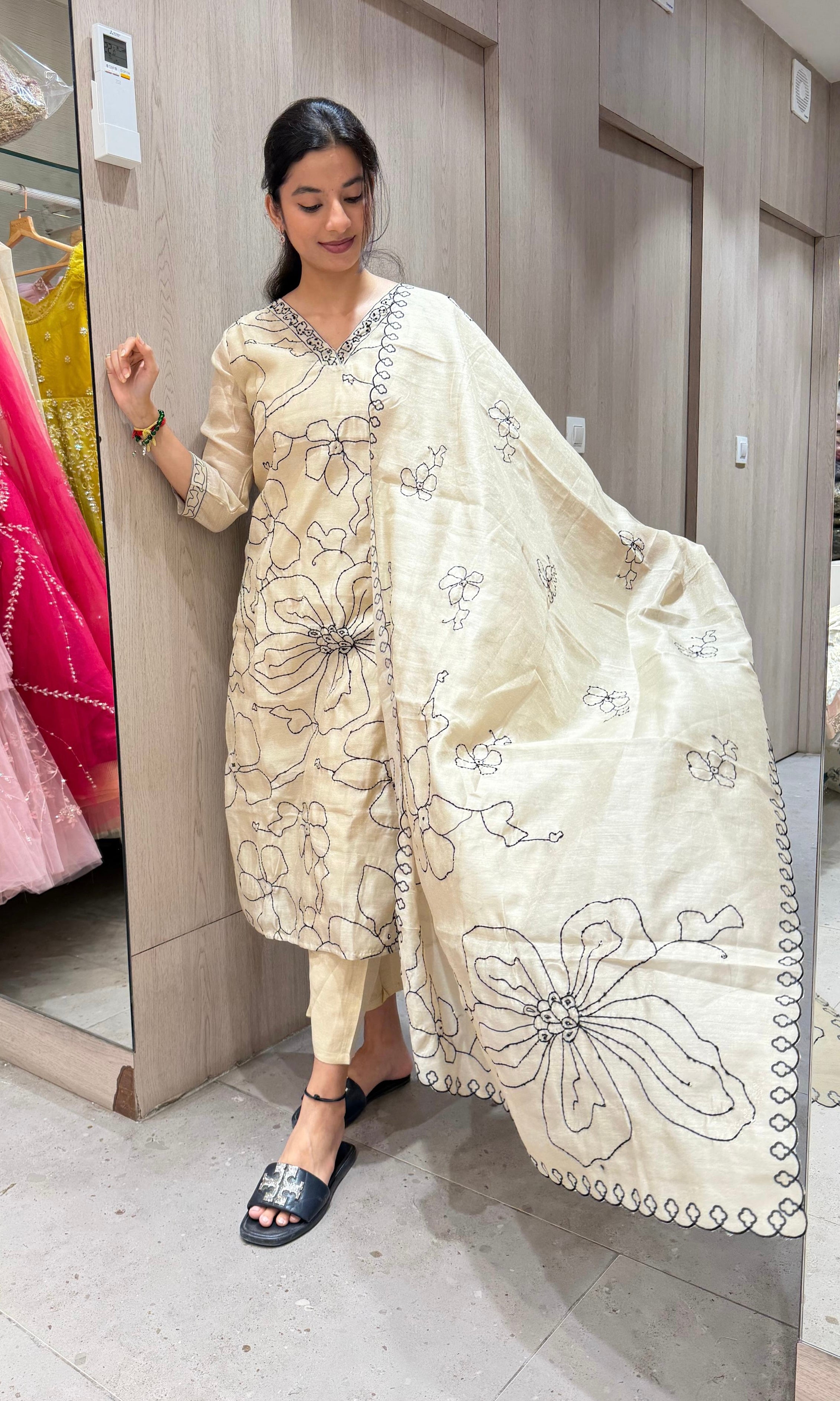 Cream FLORAL kurta set