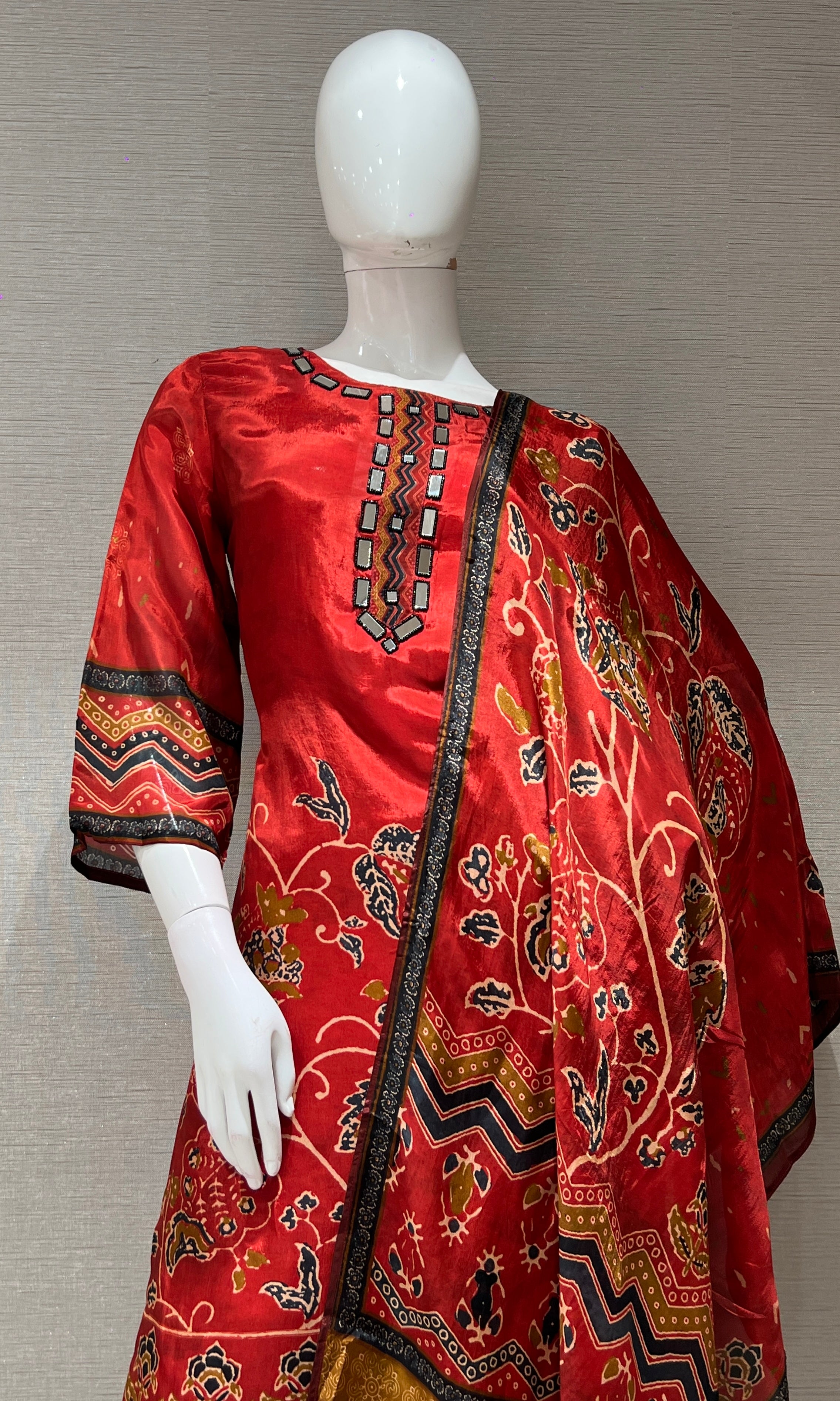 Maroon embroidered ethnic KURTA SET