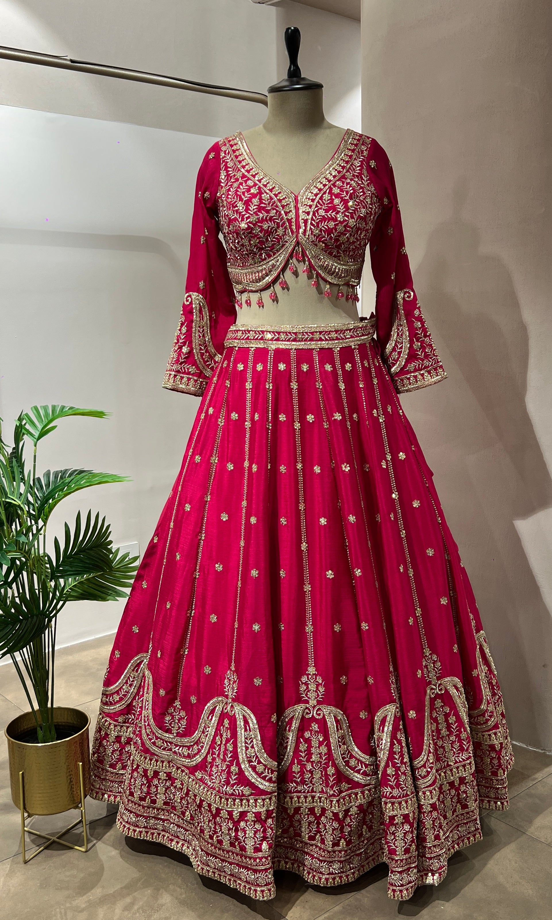 RANI GOLDEN ETHNIC LEHENGA