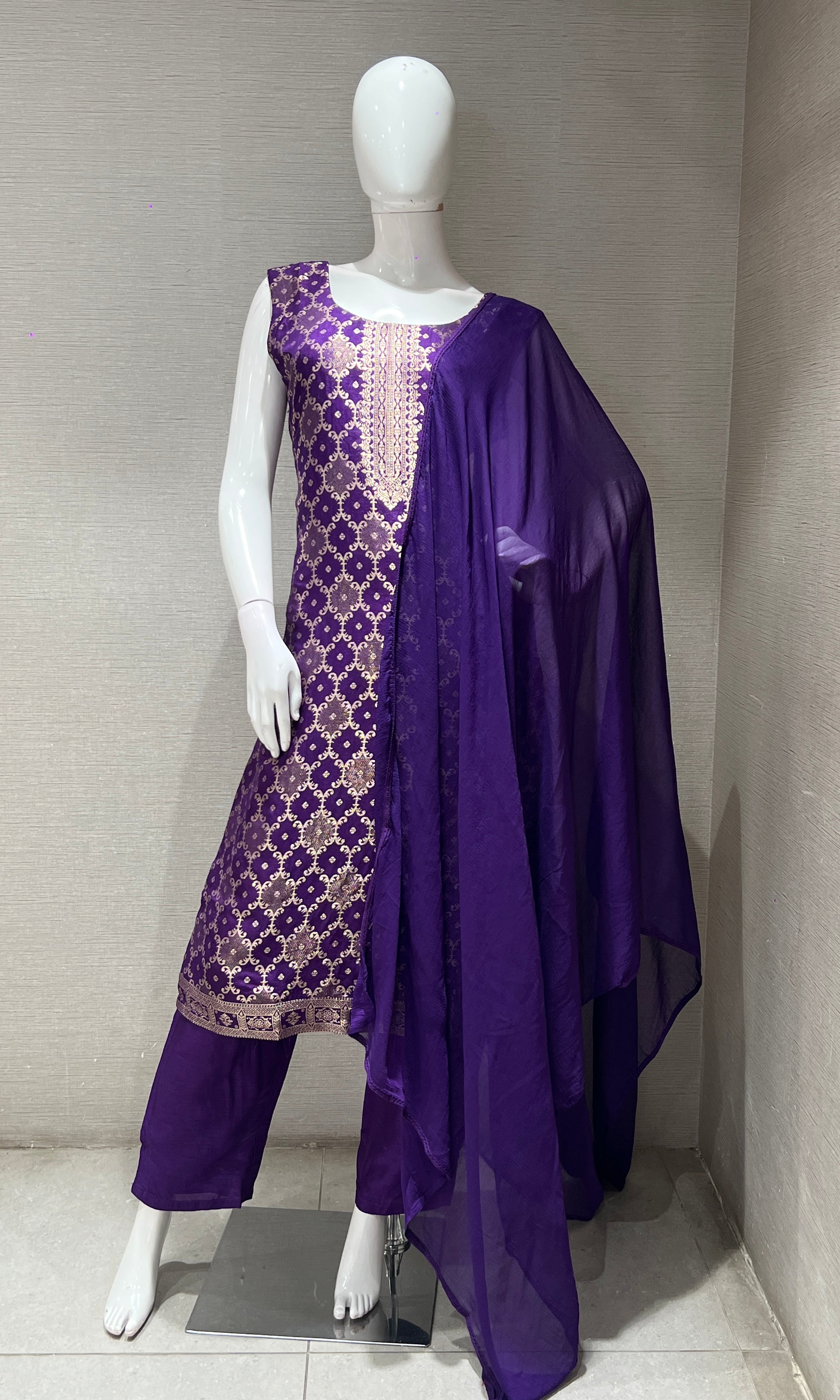 Purple GOLDEN ETHNIC kurta set