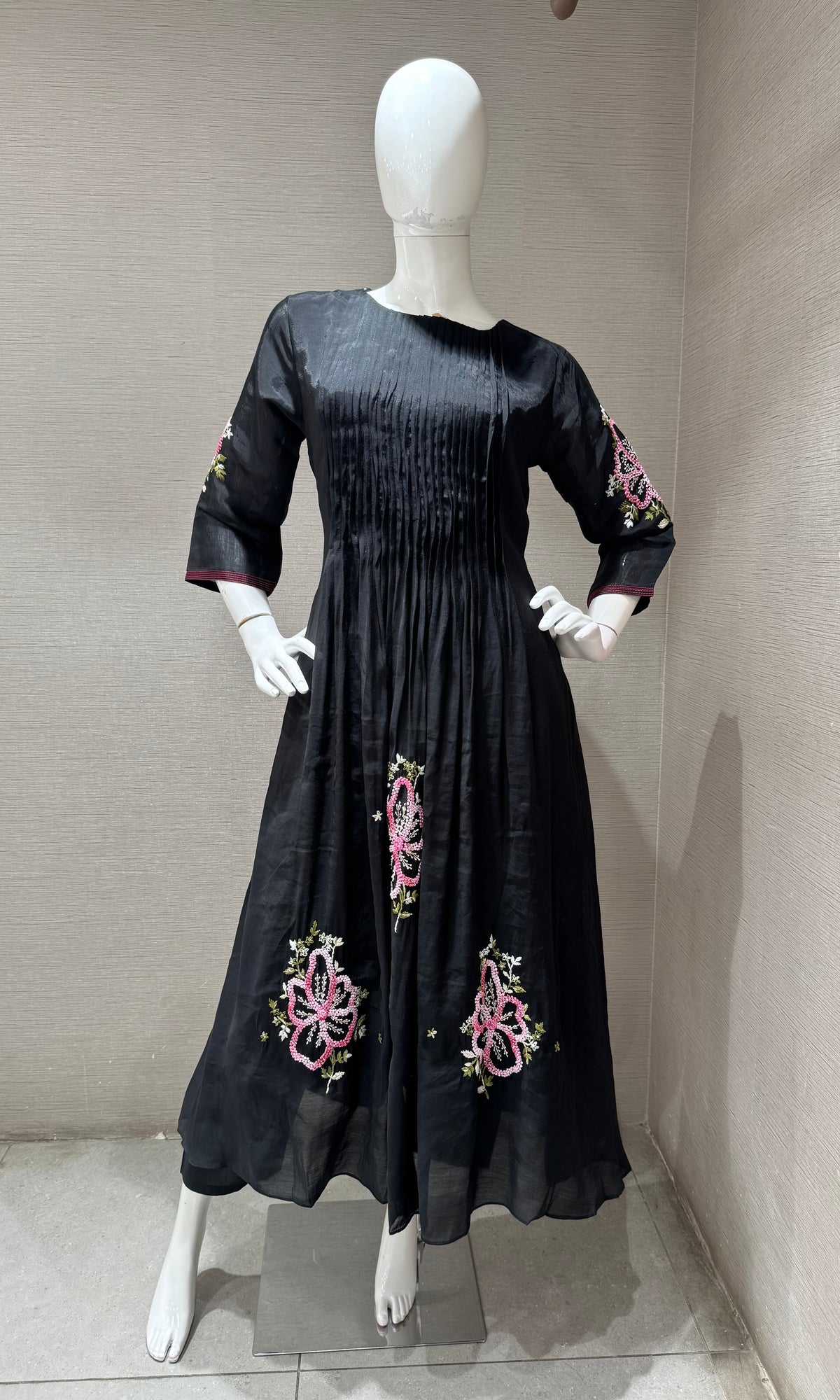 Black Mul Cotton Floral Printed Kurta set & Dupatta