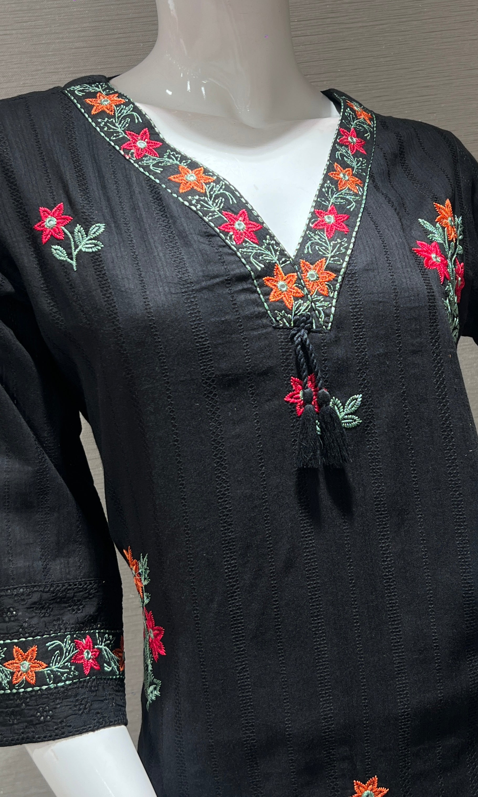 Black FLORAL EMBROIDERED kurta set