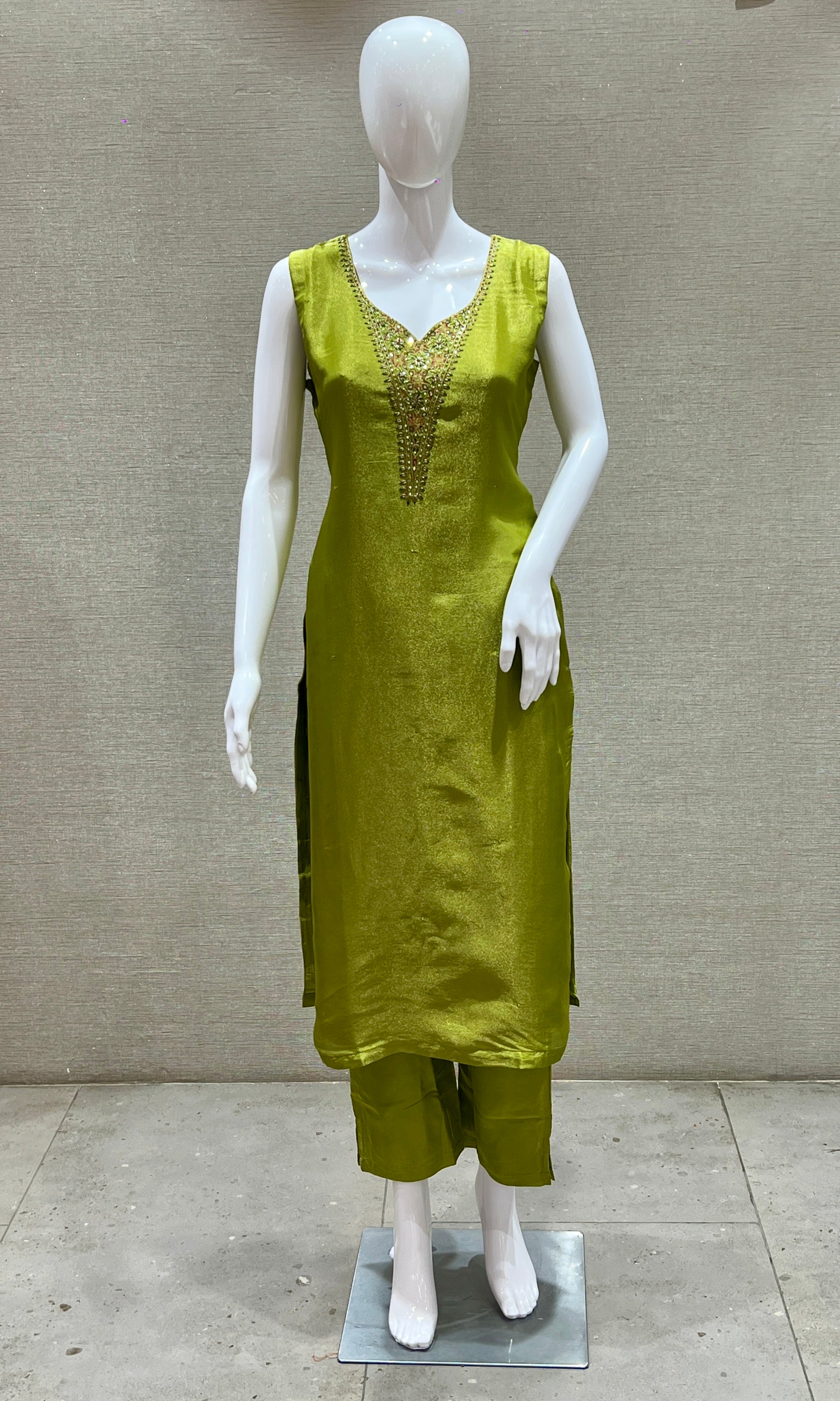 Elegant Green Embellished Kurta Set with Printed Dupatta