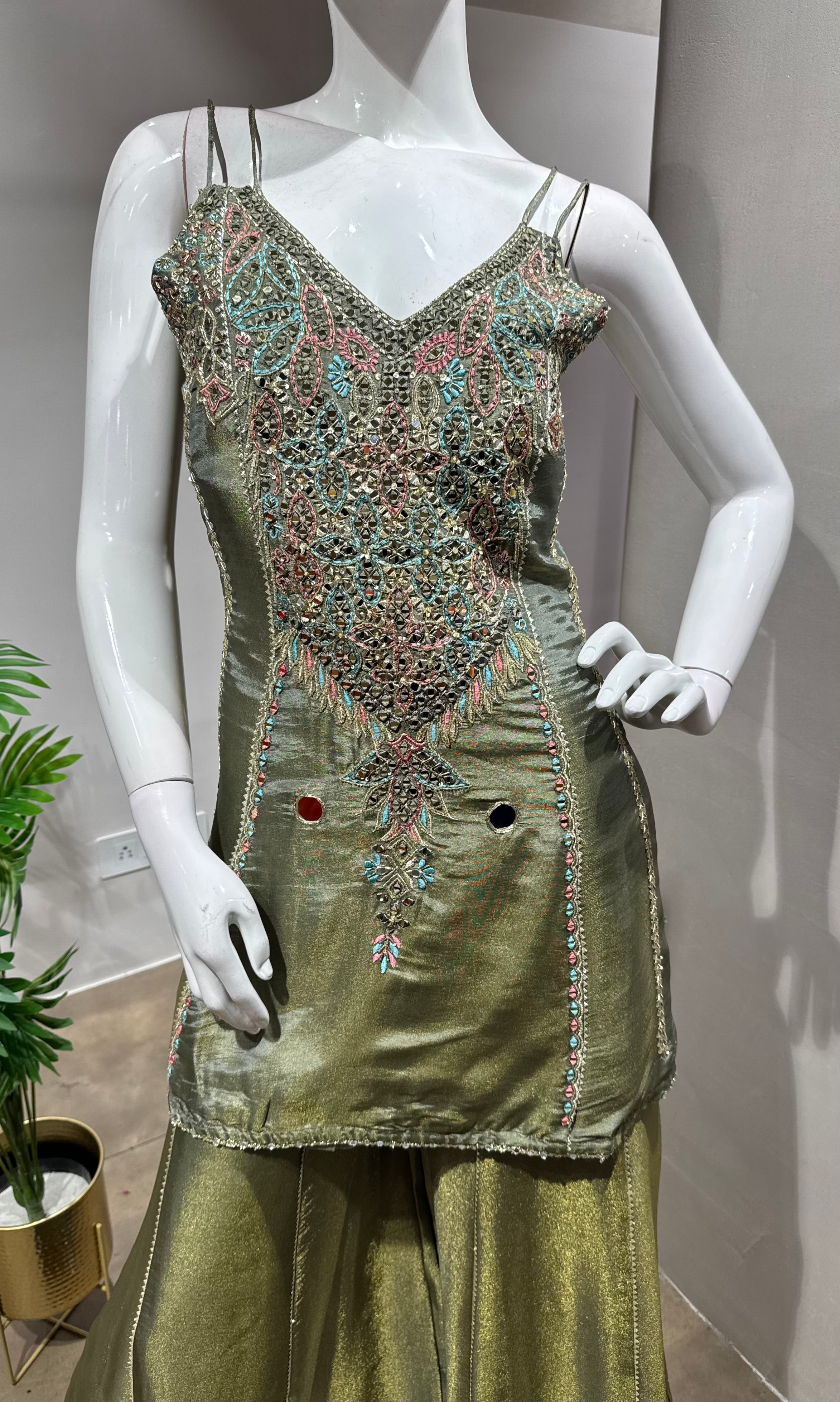 GREEN EMBROIDERED PALAZZO SET