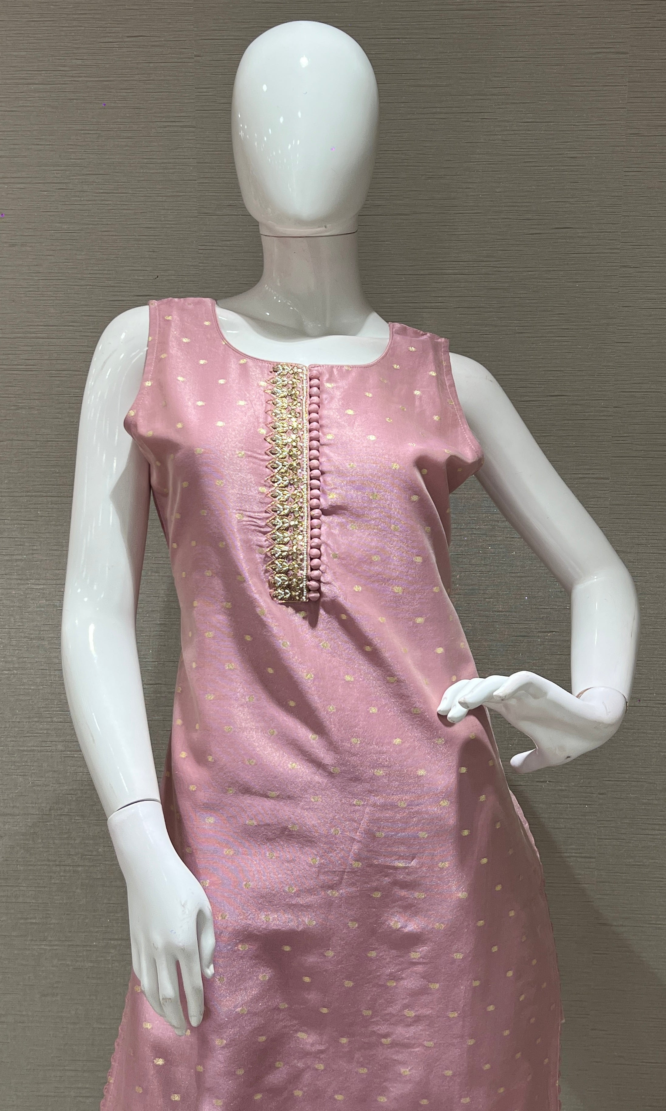 Onion pink kurta set with striped dupatta