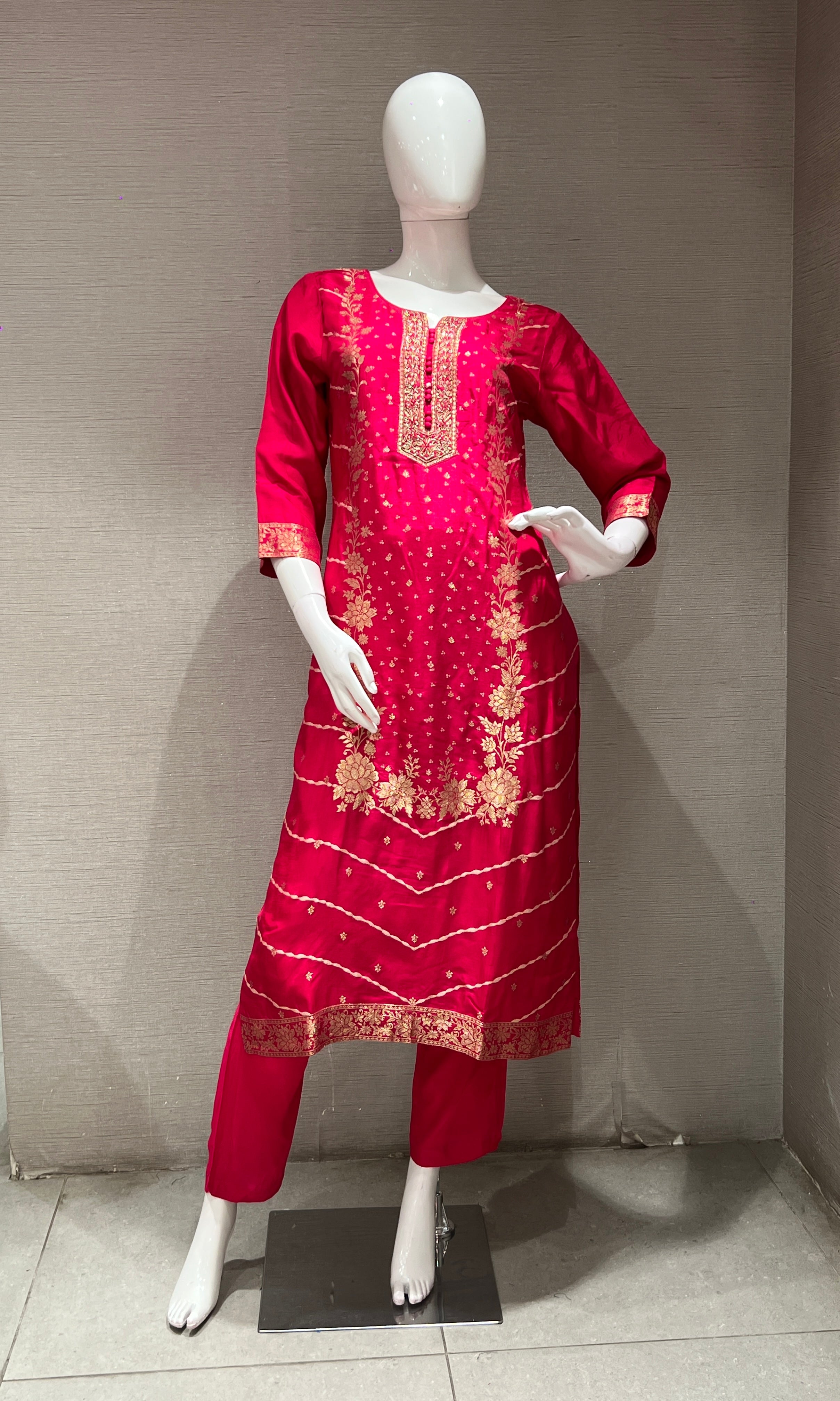 Rani Pink Kurta Set with Gold Print Dupatta