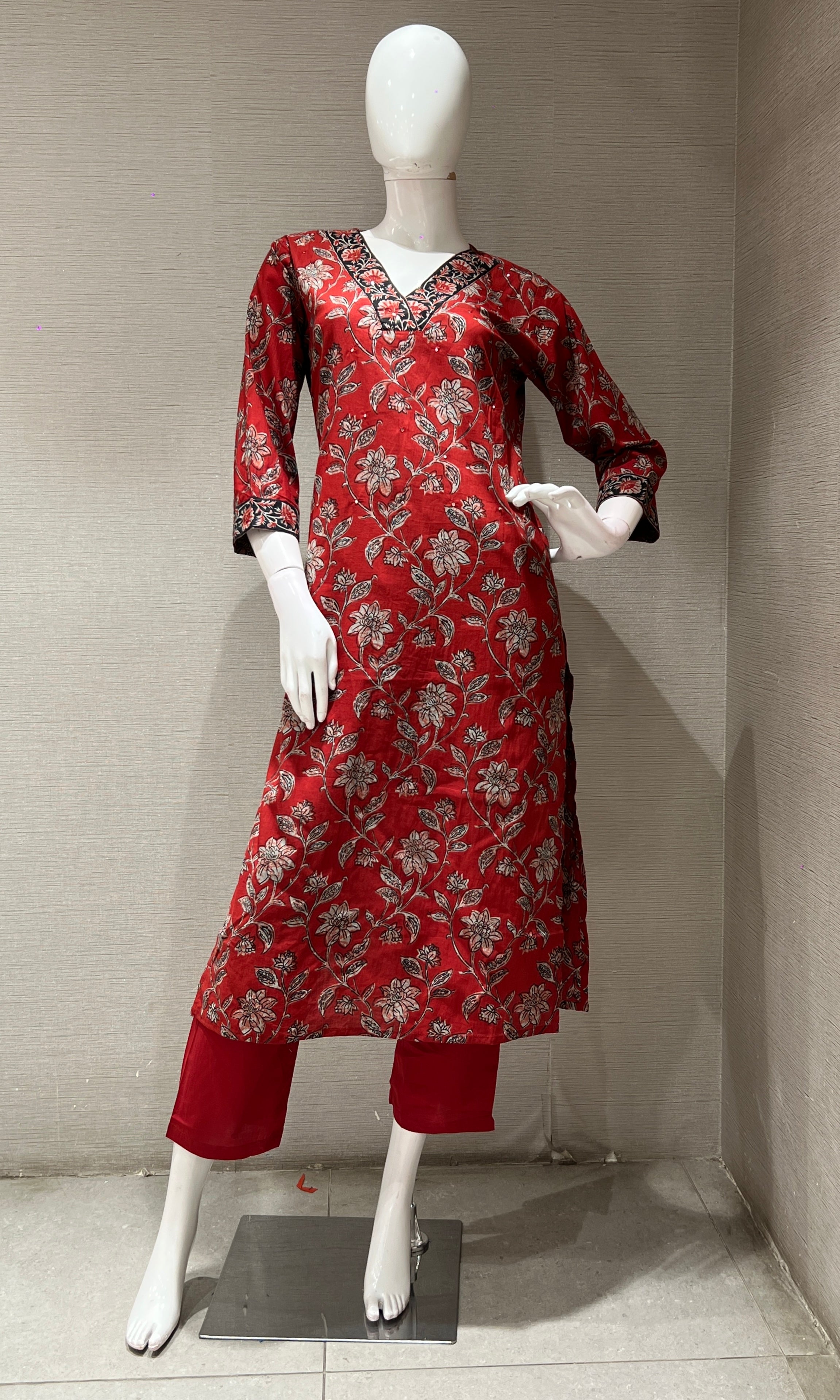 Maroon FLORAL PRINT kurta set