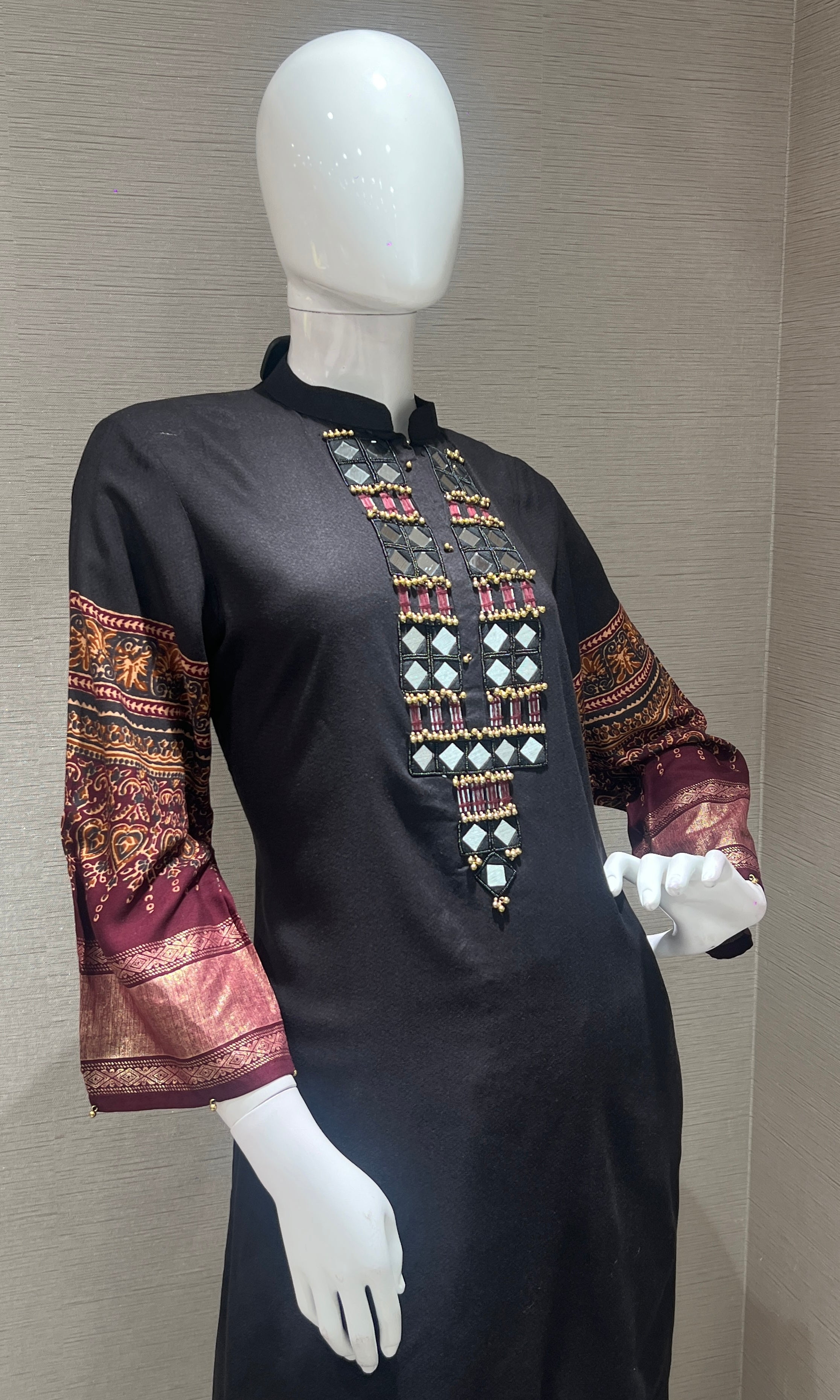 Black Mirror Neck Kurta & Printed Pants cord set
