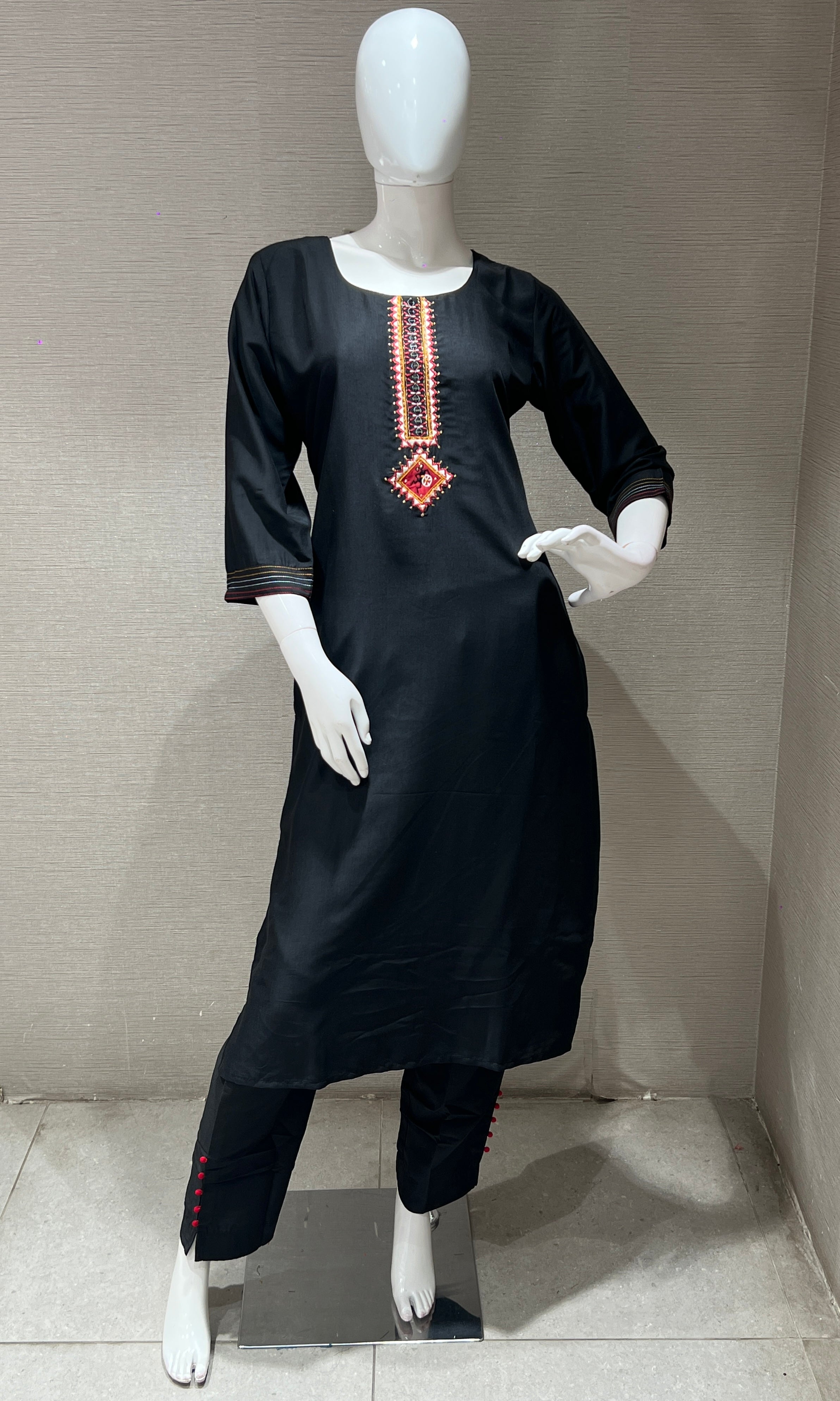 Black kurta set with contrast dupatta