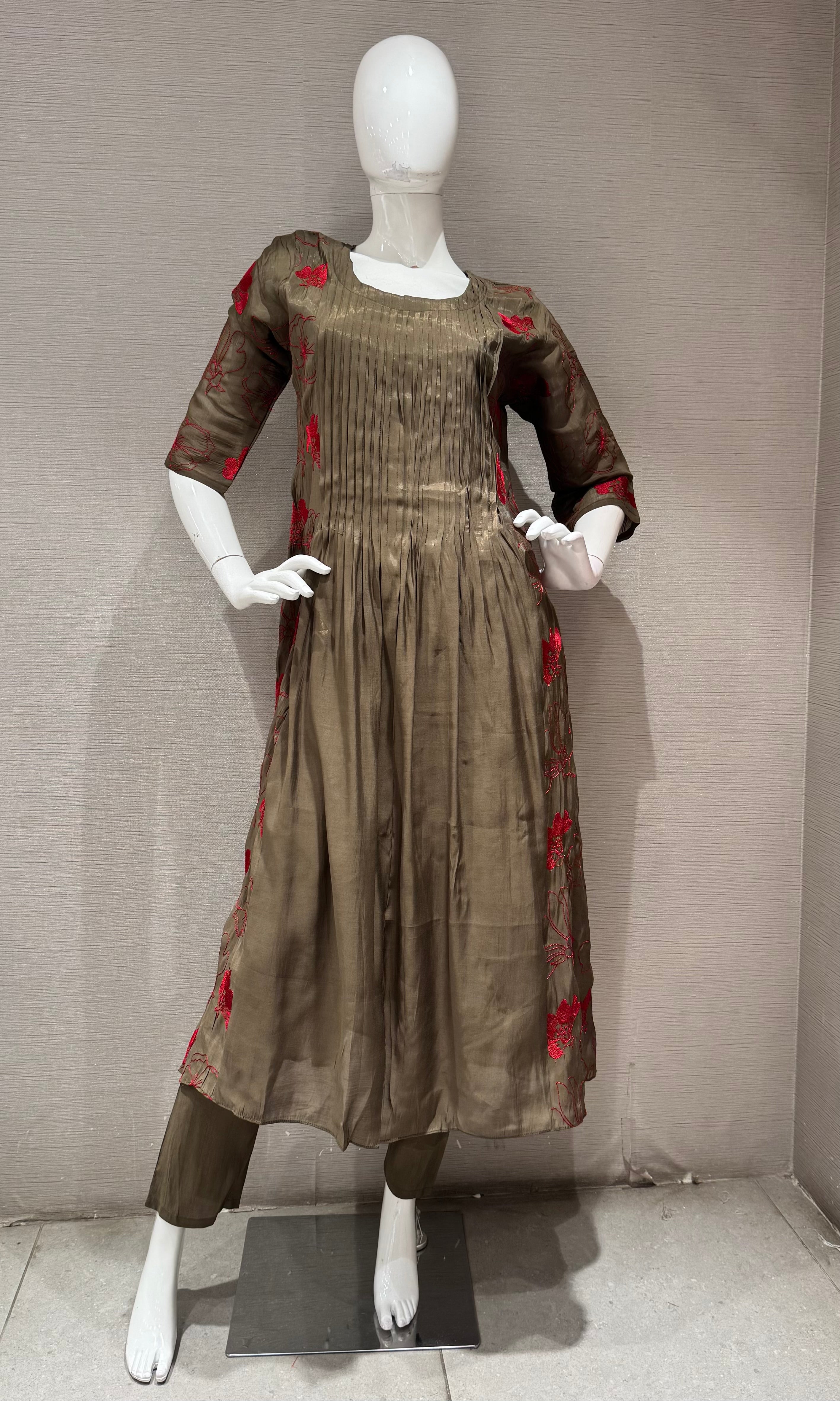 Olive green Embroidered Mul Cotton Kurta Set