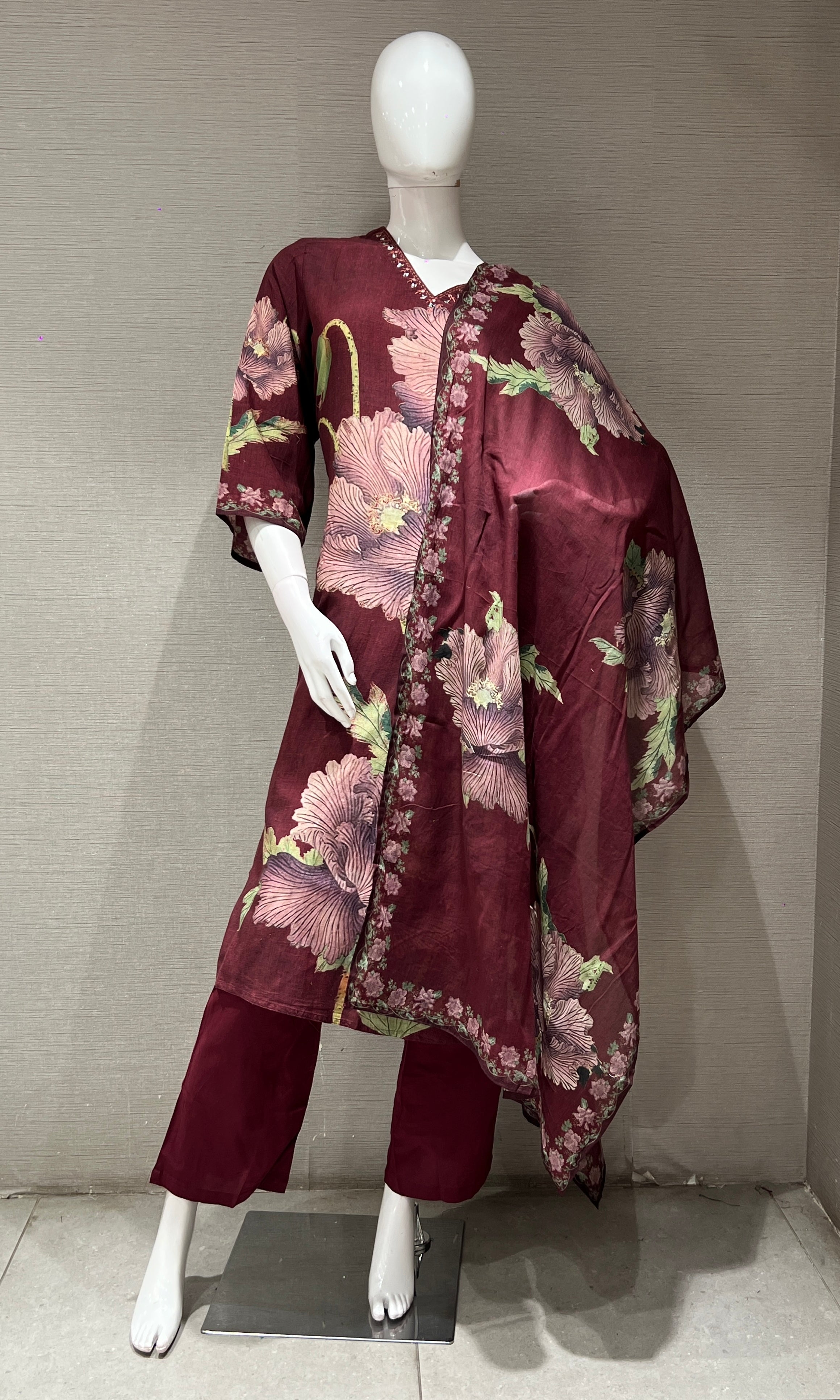 Wine ETHNIC FLORAL PRINTED kurta set