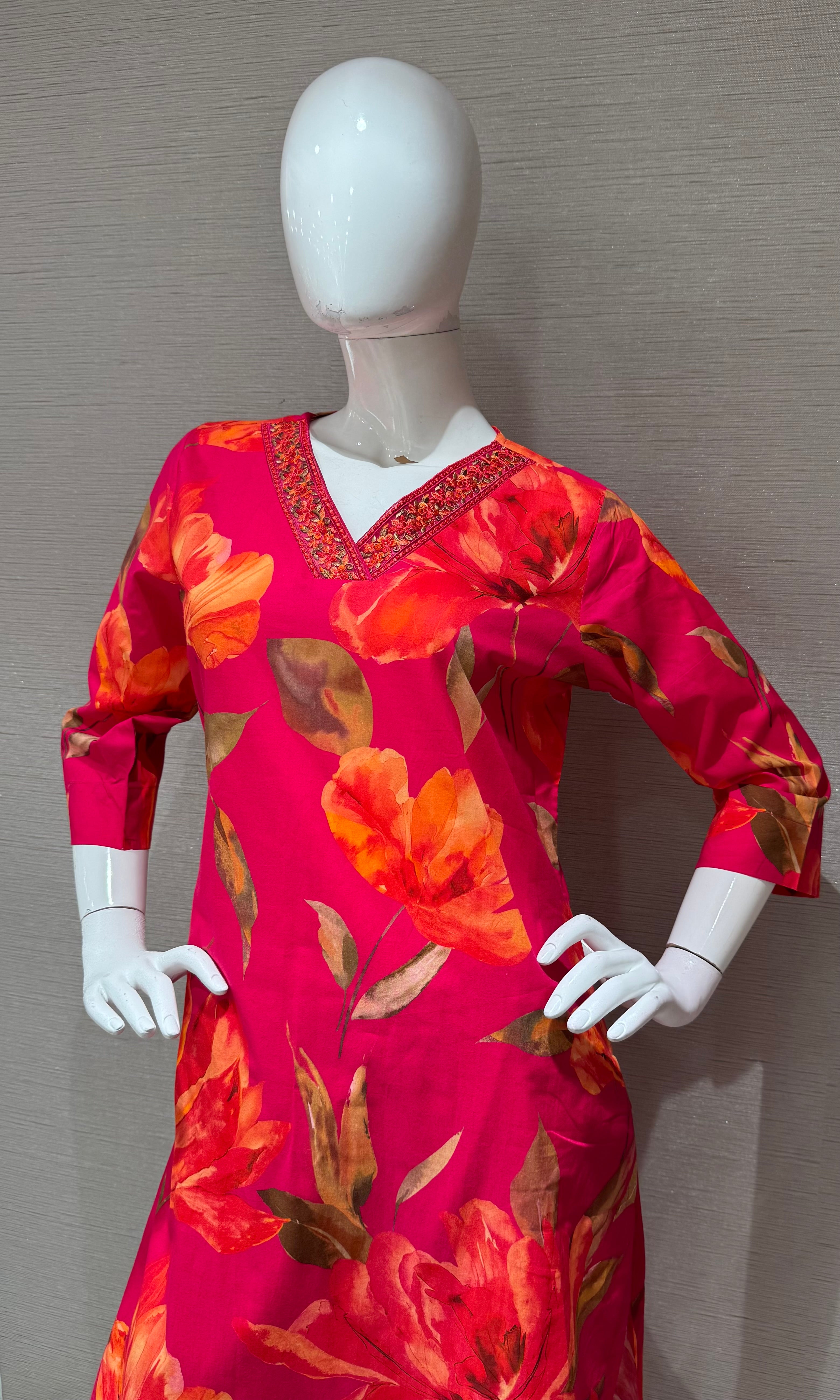 Rani pink Abstract Floral Straight Kurta Set