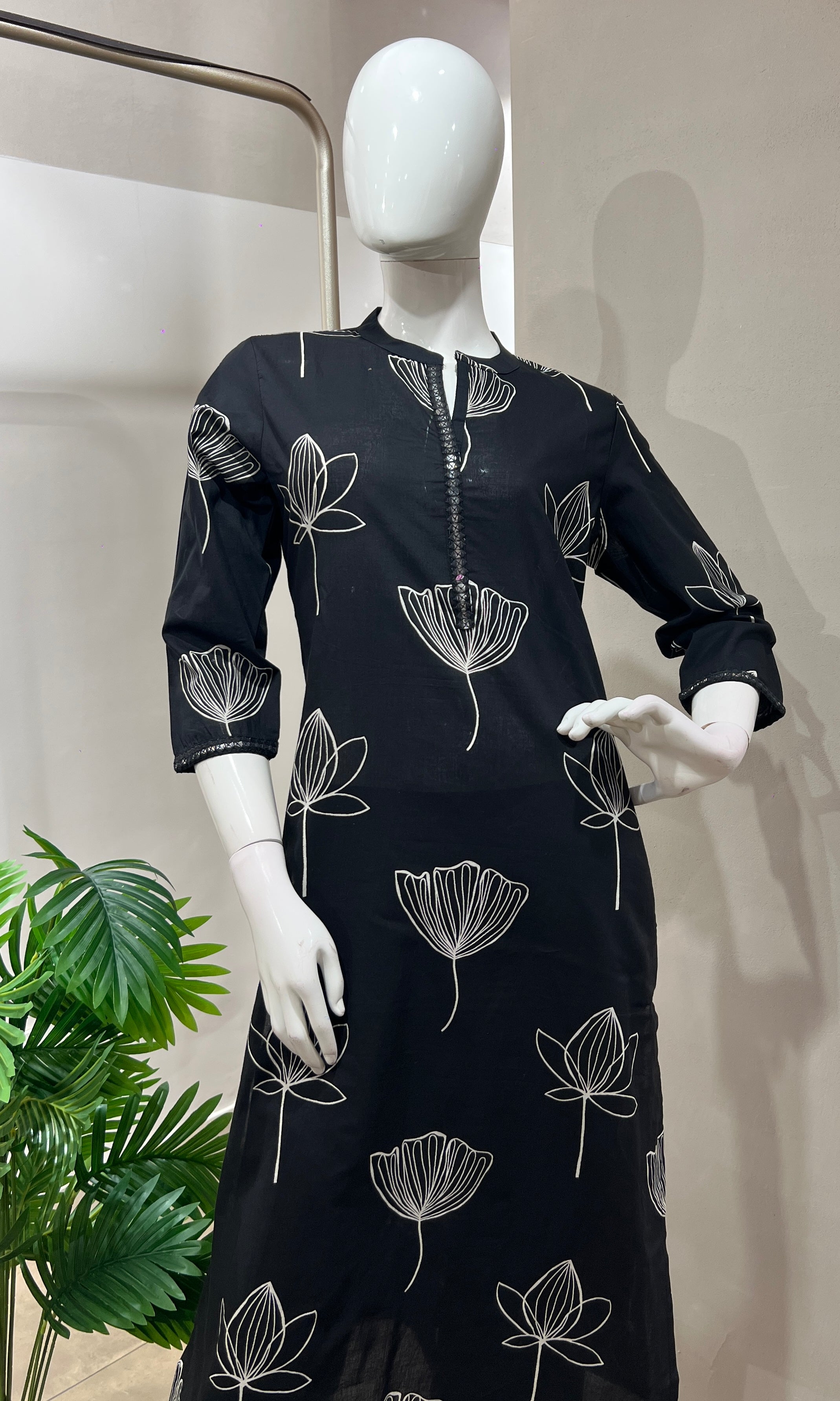 Black FLORAL EMBROIDERY KURTI WITH BOTTOM