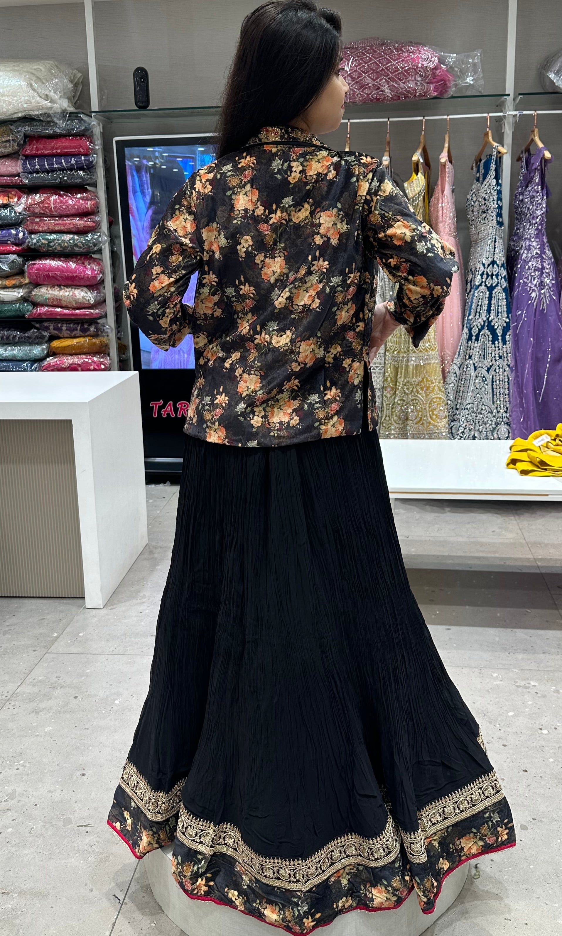 Black long dress with coat