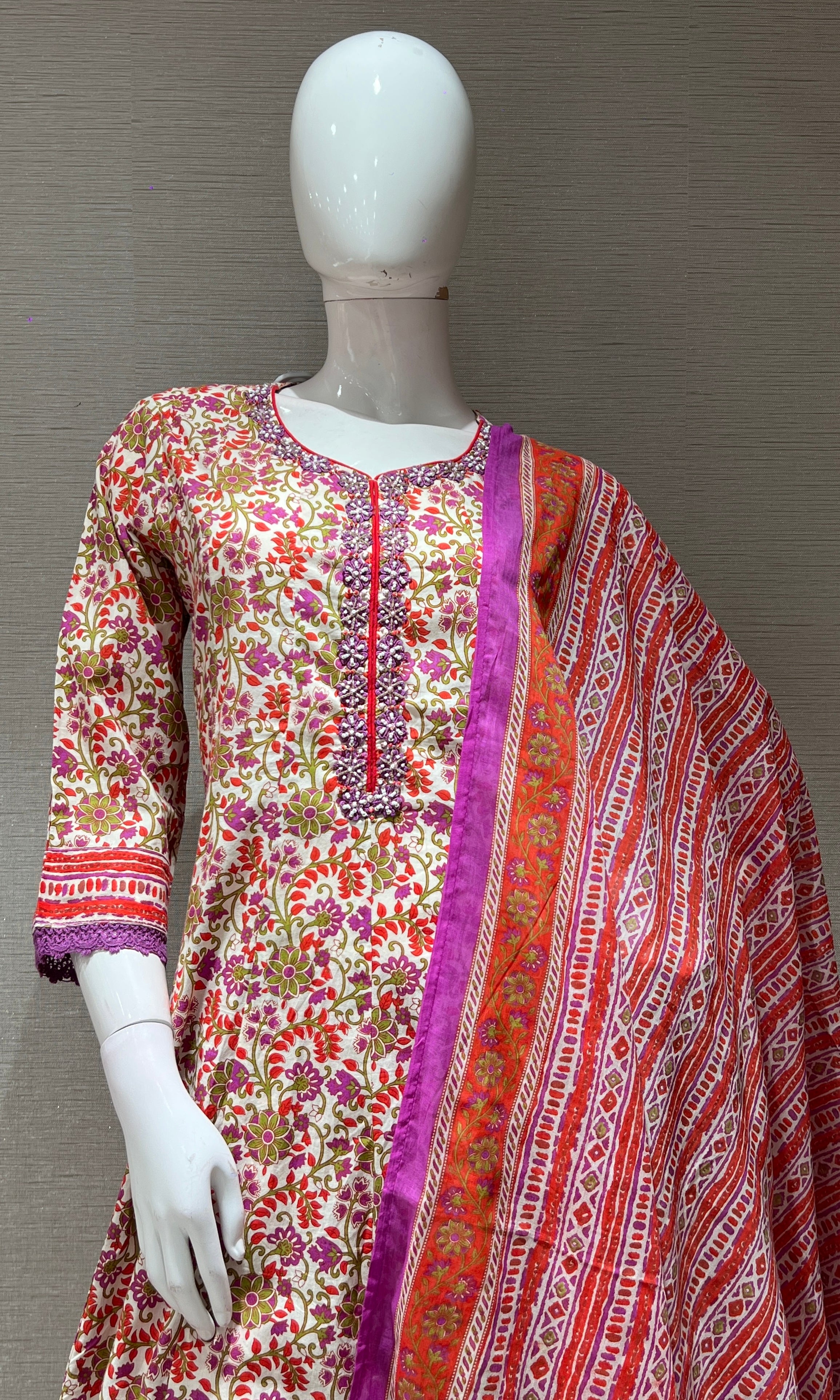 ORANGE FLORAL ETHNIC PRINTED KURTA SET