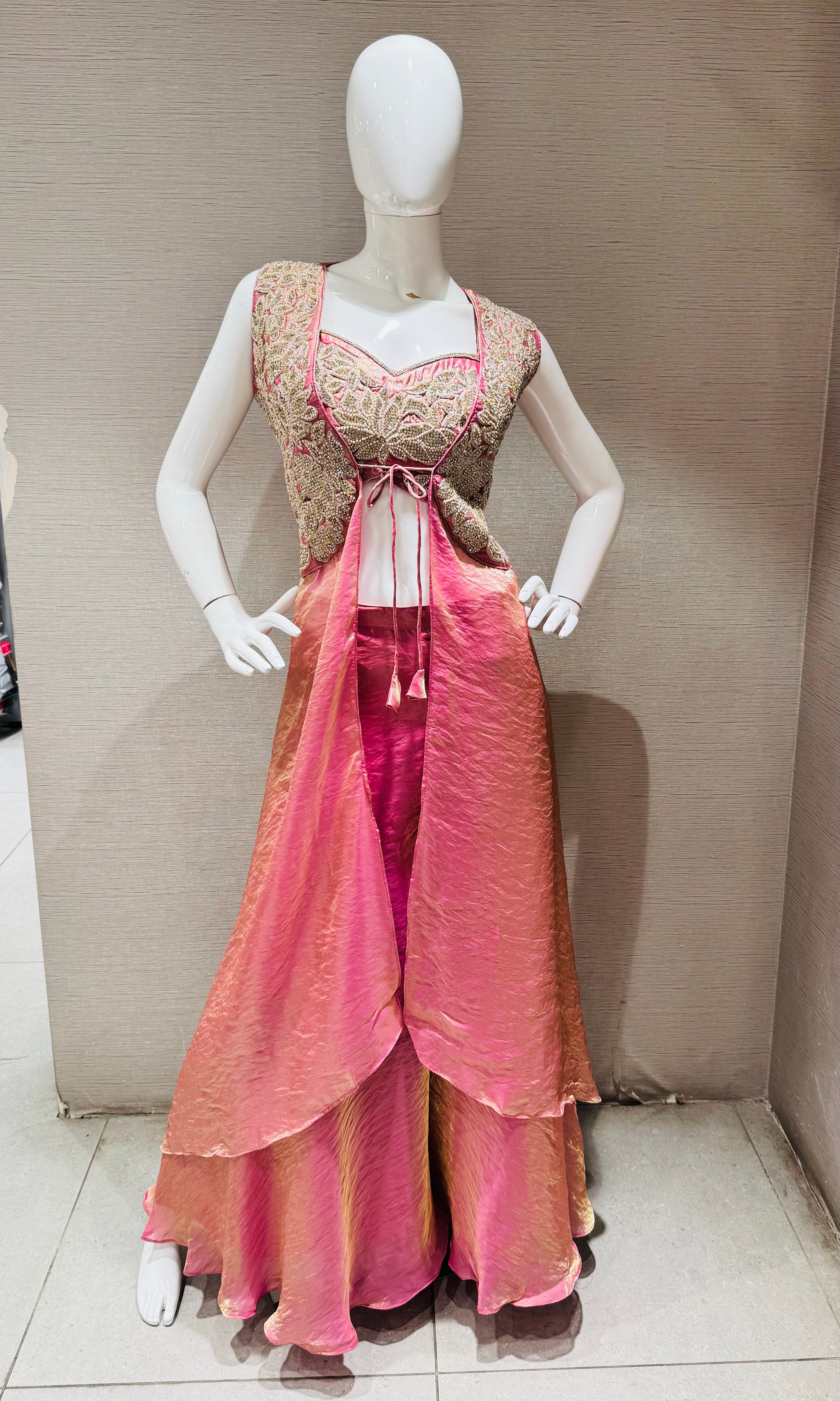 PINK EMBROIDERED CROP TOP PLAZZO COAT
