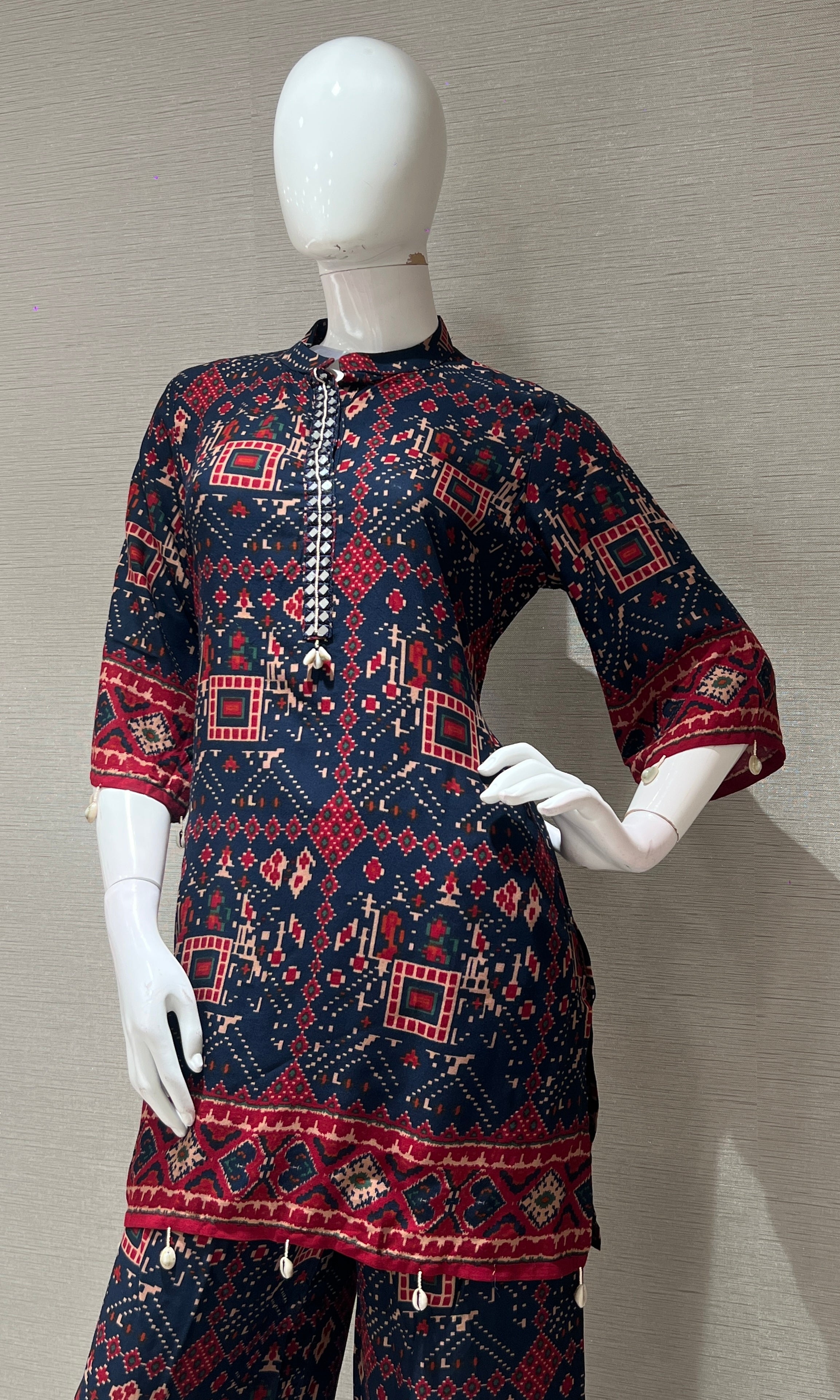 navy blue and red printed cord set