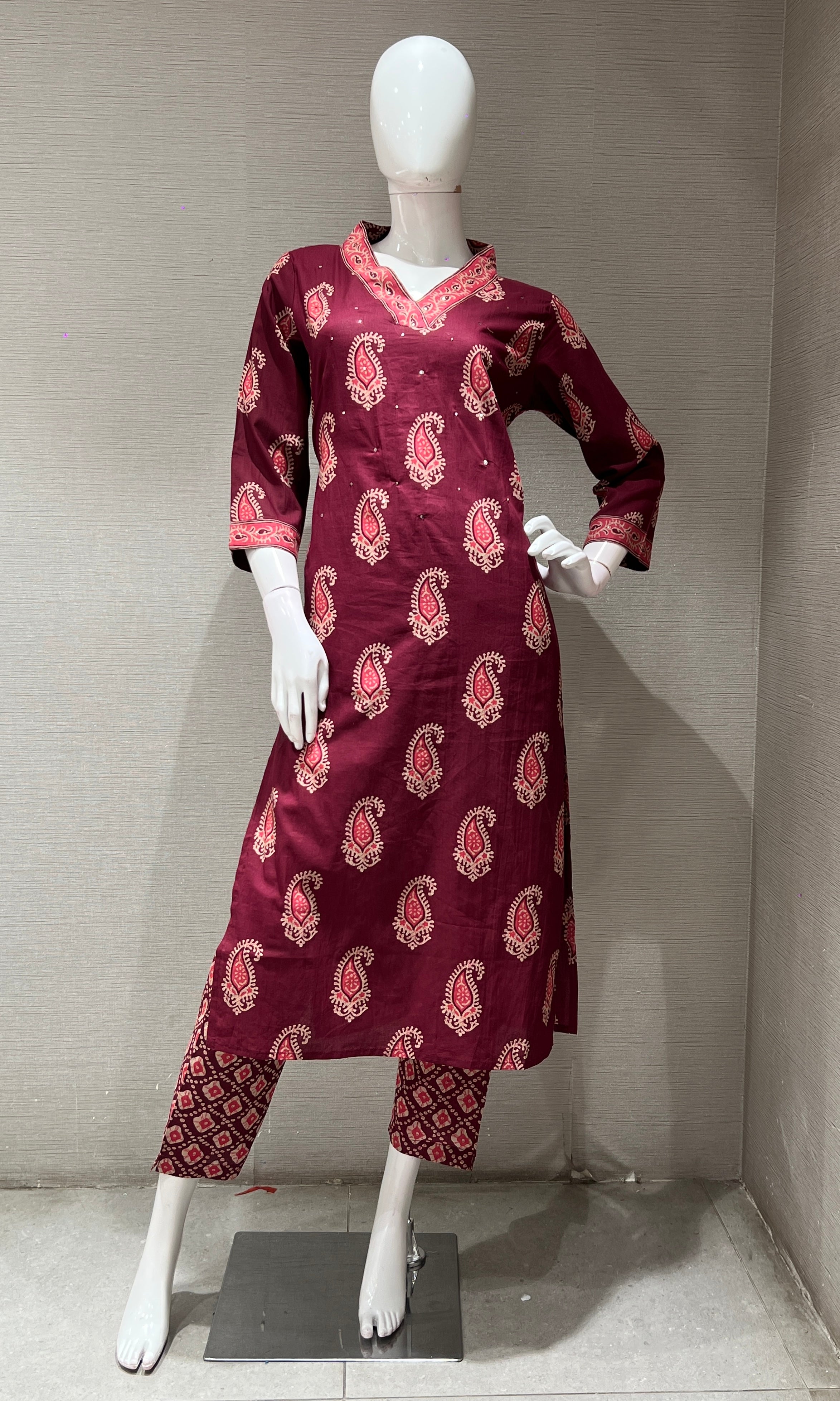 Maroon ETHNIC PRINT kurta set