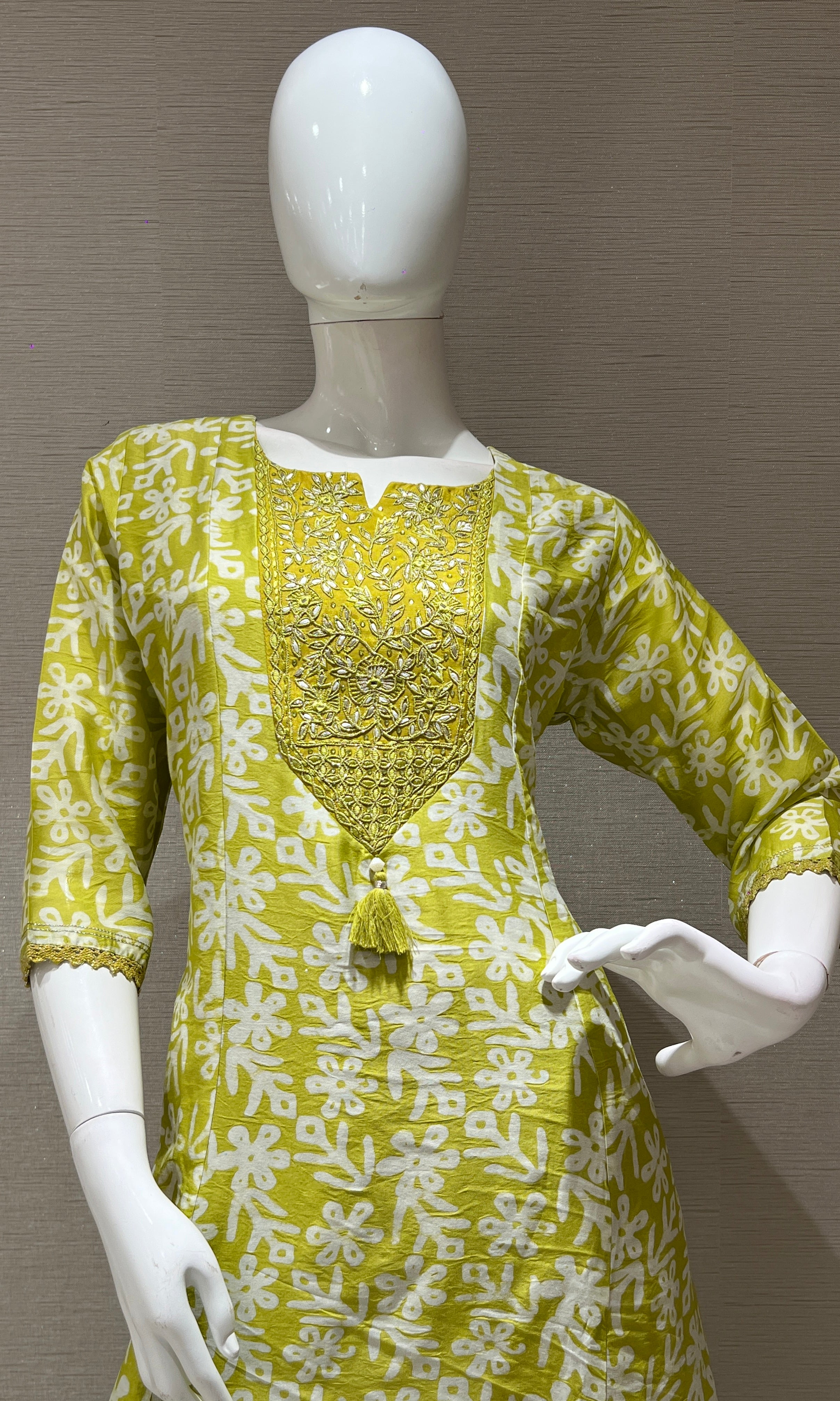 Parrot green floral printed kurta set