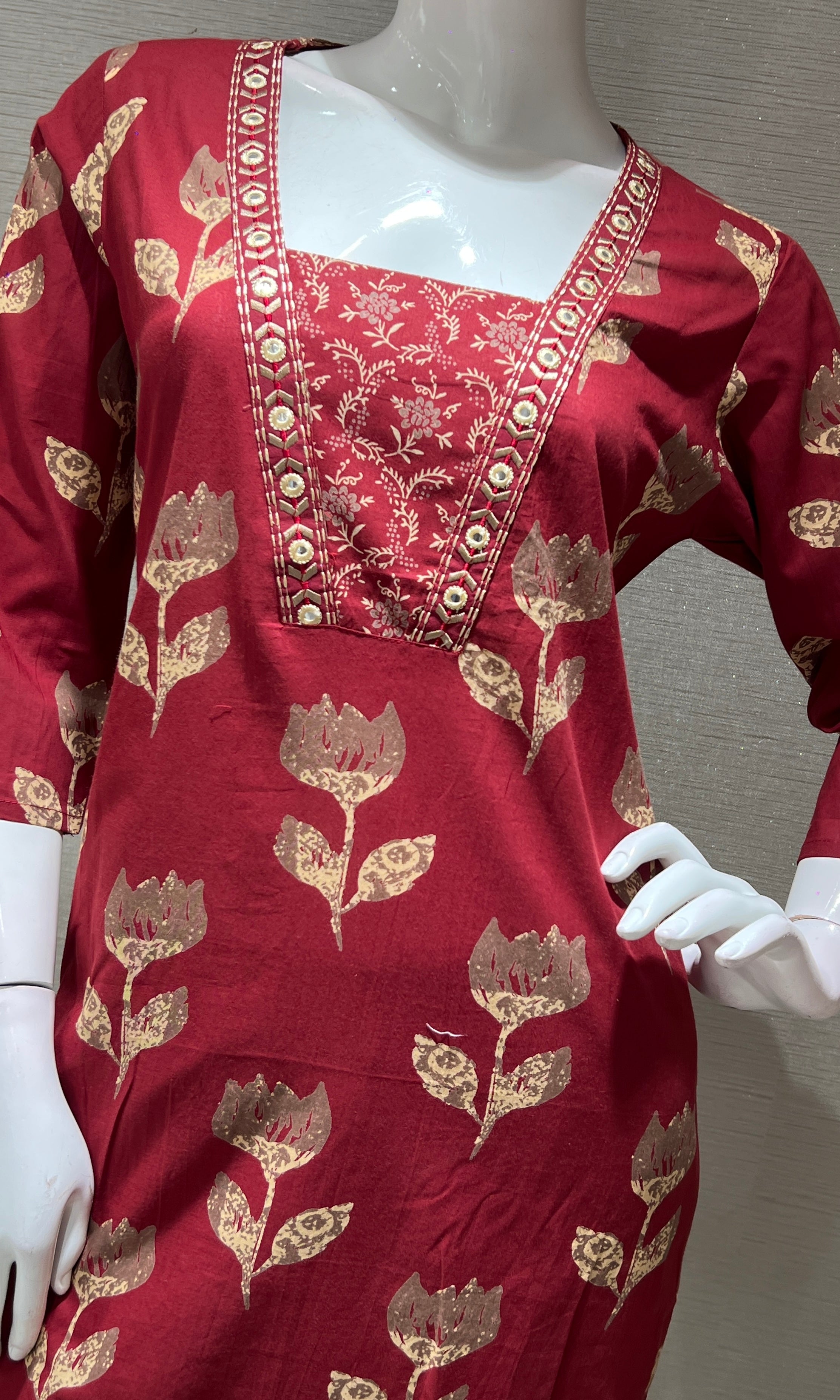 Maroon FLORAL PRINTED kurta set